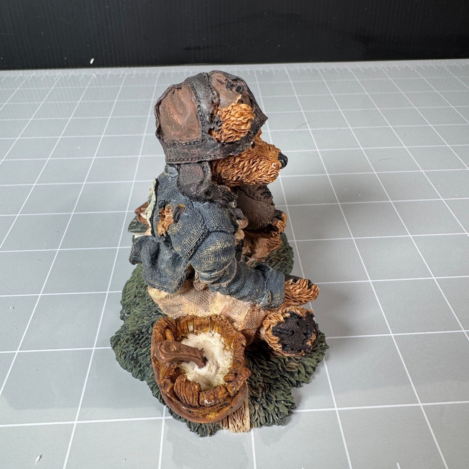 Knute & the Gridiron Boyds Bears & Friends Statue 1994 Limited Edition