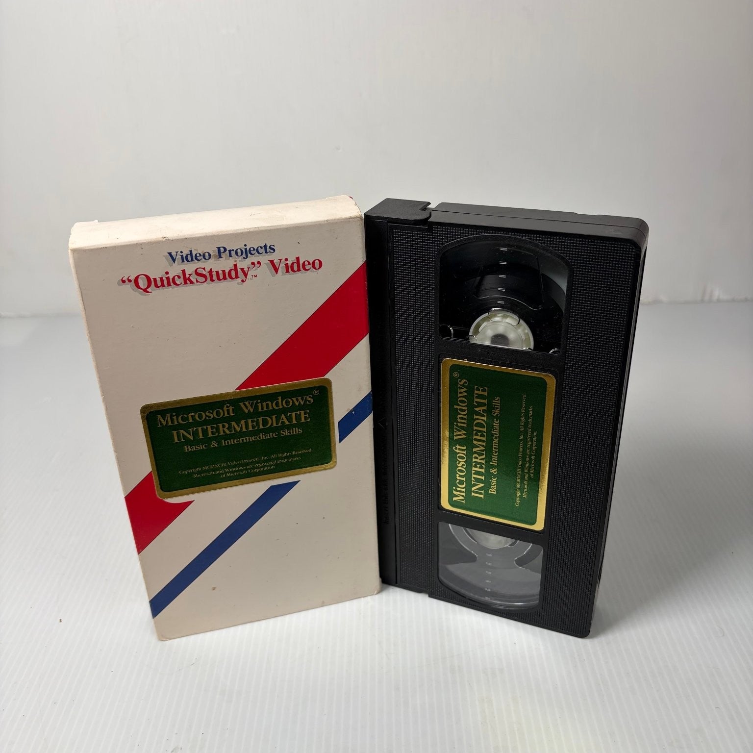 Vintage Microsoft Windows Intermediate VHS 1993 Computer Training Video Projects