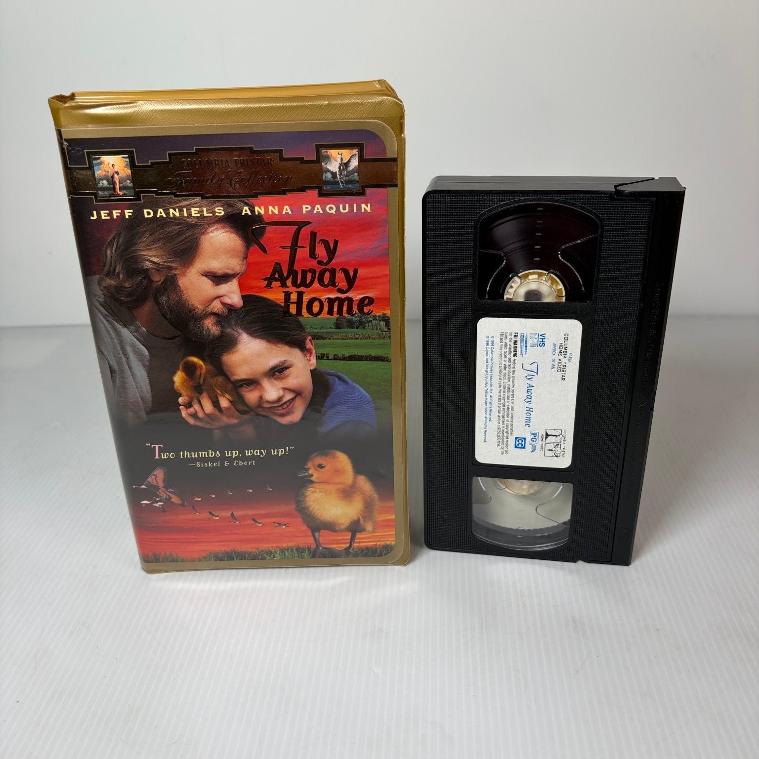 Fly Away Home VHS 1996 Family Adventure TriStar Family Collection