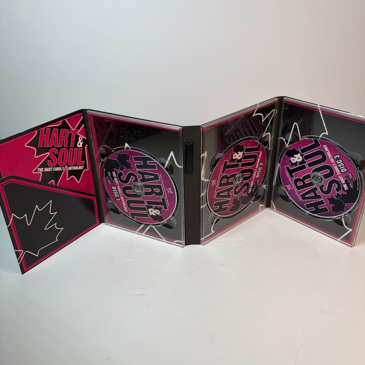 Hart & Soul: The Hart Family Anthology DVD 2010 Bret Owen Hart WWE 3 Disc Set