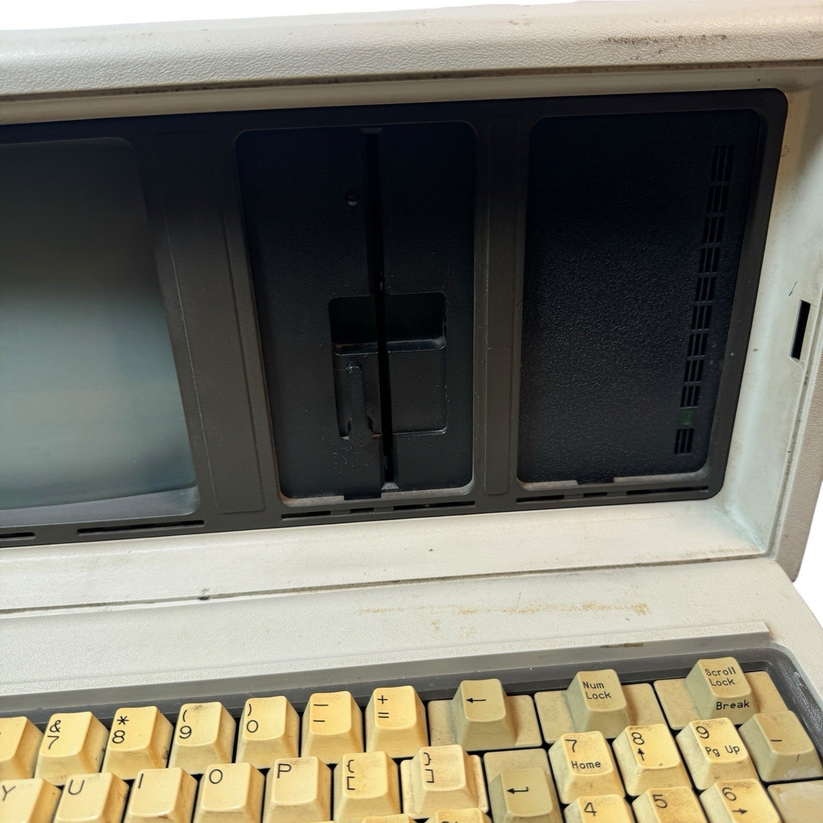 Compaq Portable Model 1 (1983) IBM PC Compatible w/ Manual & Disks AS IS