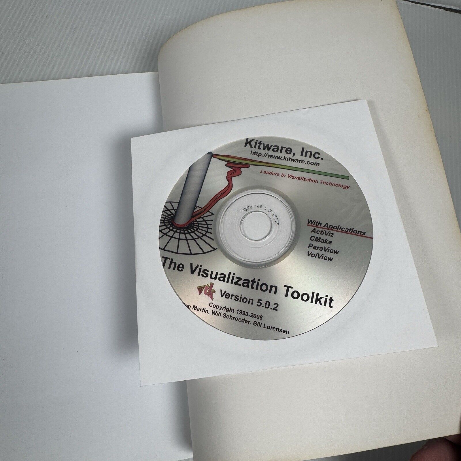 THE VISUALIZATION TOOLKIT, 3rd EDITION By Will Schroeder & Ken Martin With Disc