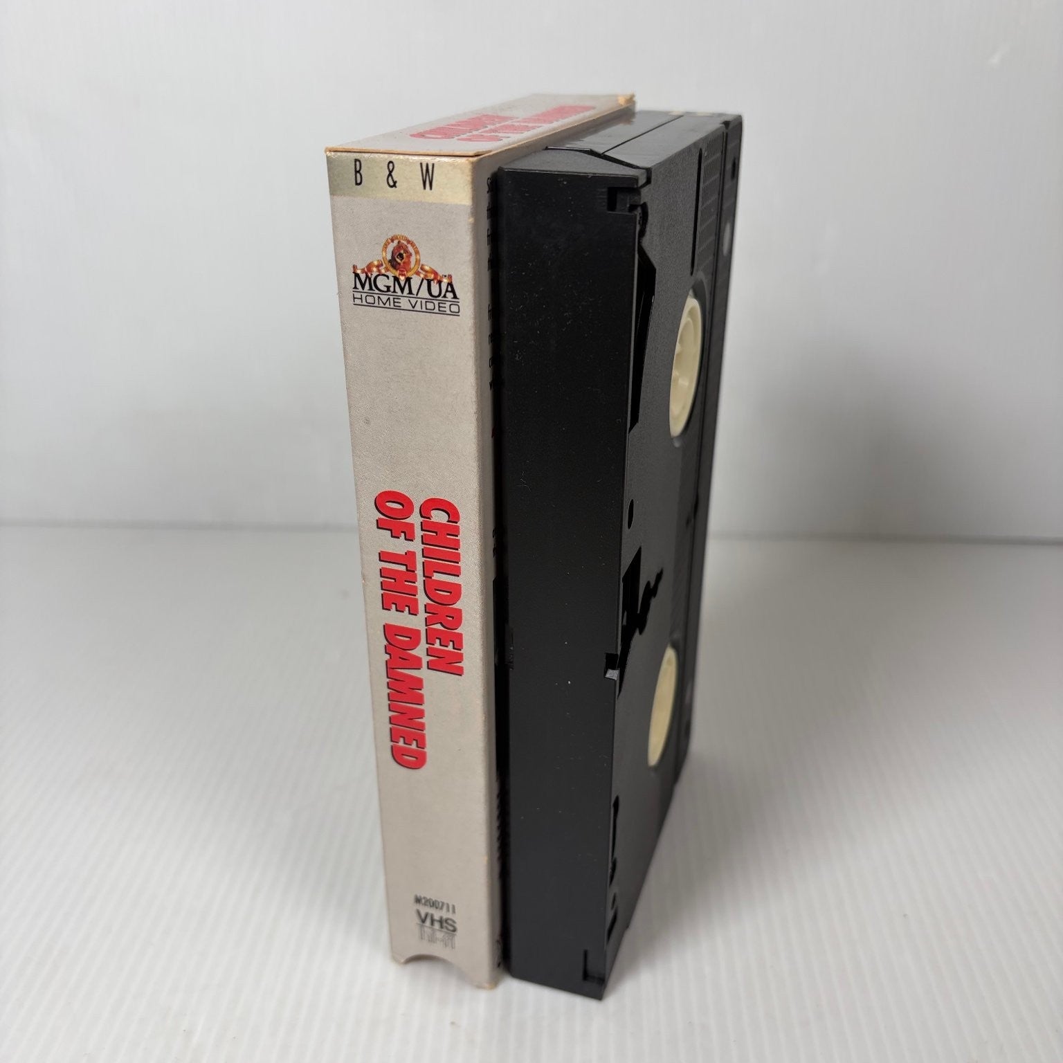 Children of the Damned VHS 1963 Sci-Fi Horror Classic MGM/UA Home Video B&W