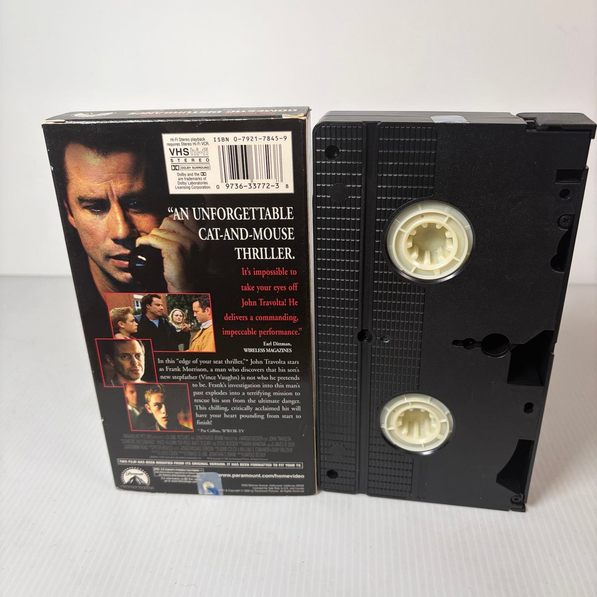 Domestic Disturbance VHS 2001 Suspense Thriller John Travolta Paramount