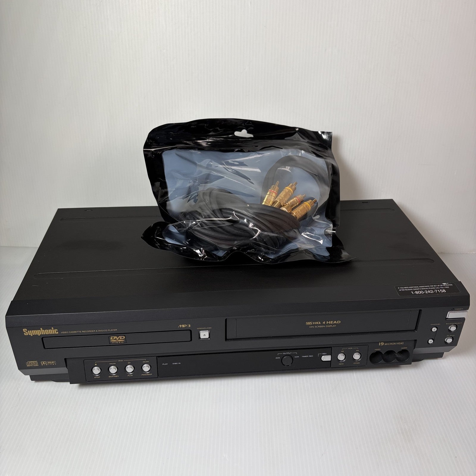 Symphonic WF805 VCR/DVD Combo Player VHS Hi-Fi 4 Head Recorder MP3 Dolby Digital