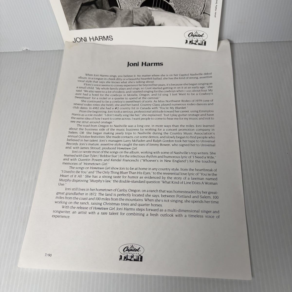 Joni Harms 8x10 Photo w/ Press Kit Bio Sheet Capitol Records