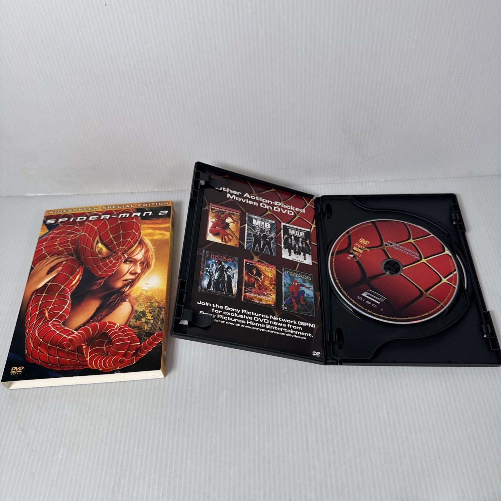 Spider-Man 2 Limited Collector's Edition Gift Set DVD 2004 Tobey Maguire W/Comic