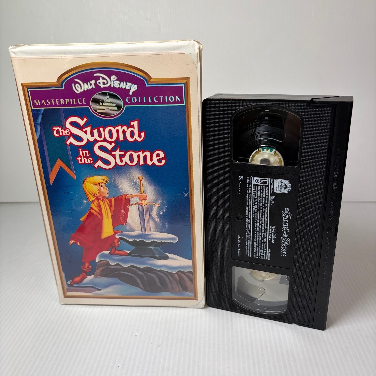 The Sword in the Stone VHS 1994 Animation Fantasy Disney Masterpiece