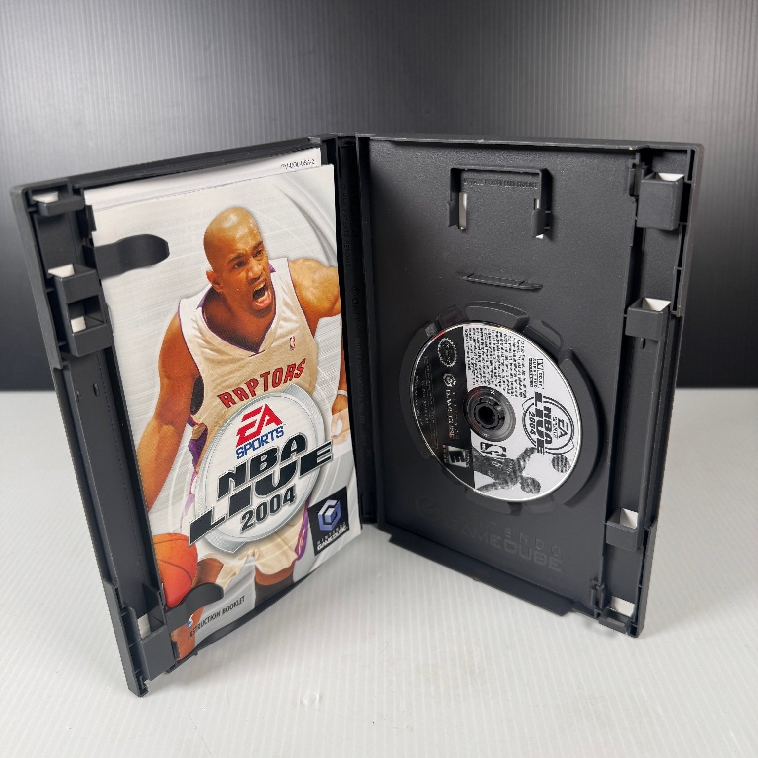 NBA Live 2004 Nintendo GameCube Video Game EA Sports Multiplayer