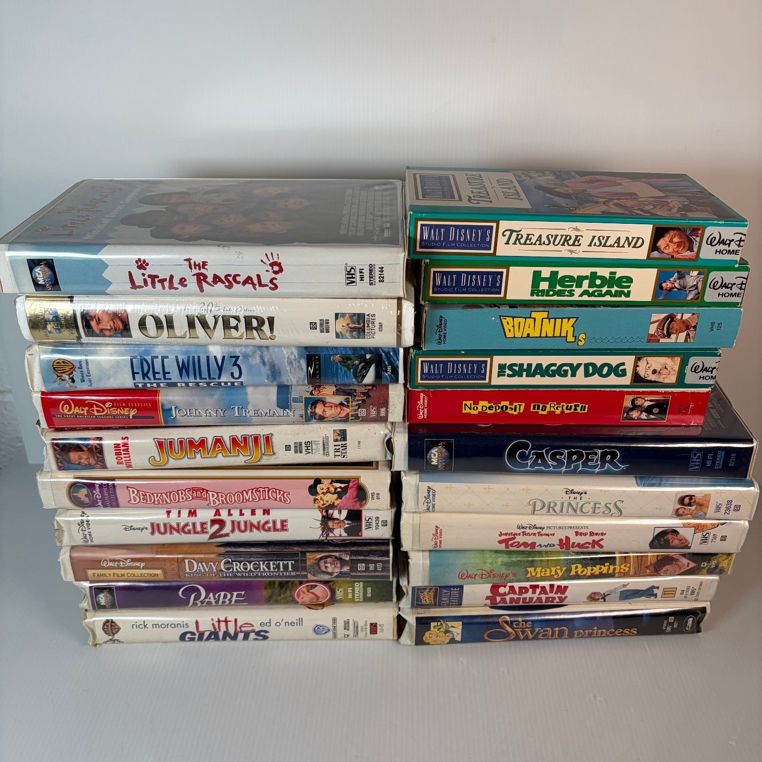 Disney VHS Lot of 21 Casper Mary Poppins Princess Diaries Jumanji & More