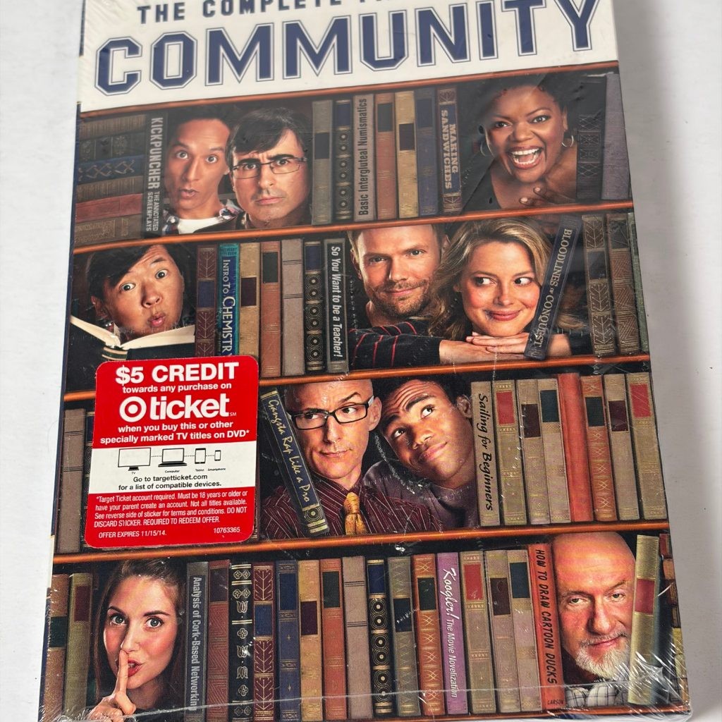 Community The Complete Fifth Season DVD 5 Sony 2 Disc Set All 13 Episodes