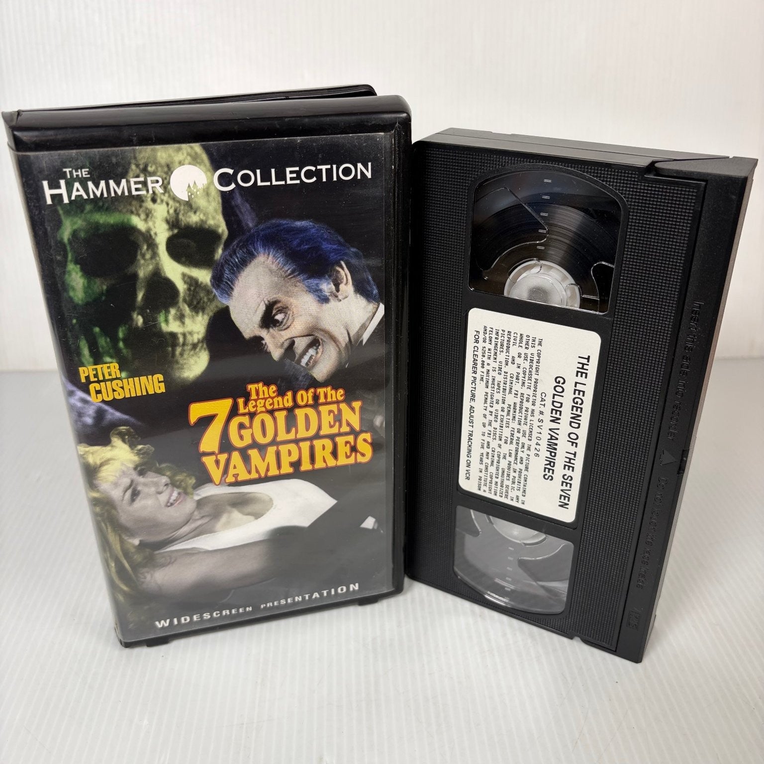 The Legend of the 7 Golden Vampires VHS 1974 Horror Action Hammer Clamshell Case