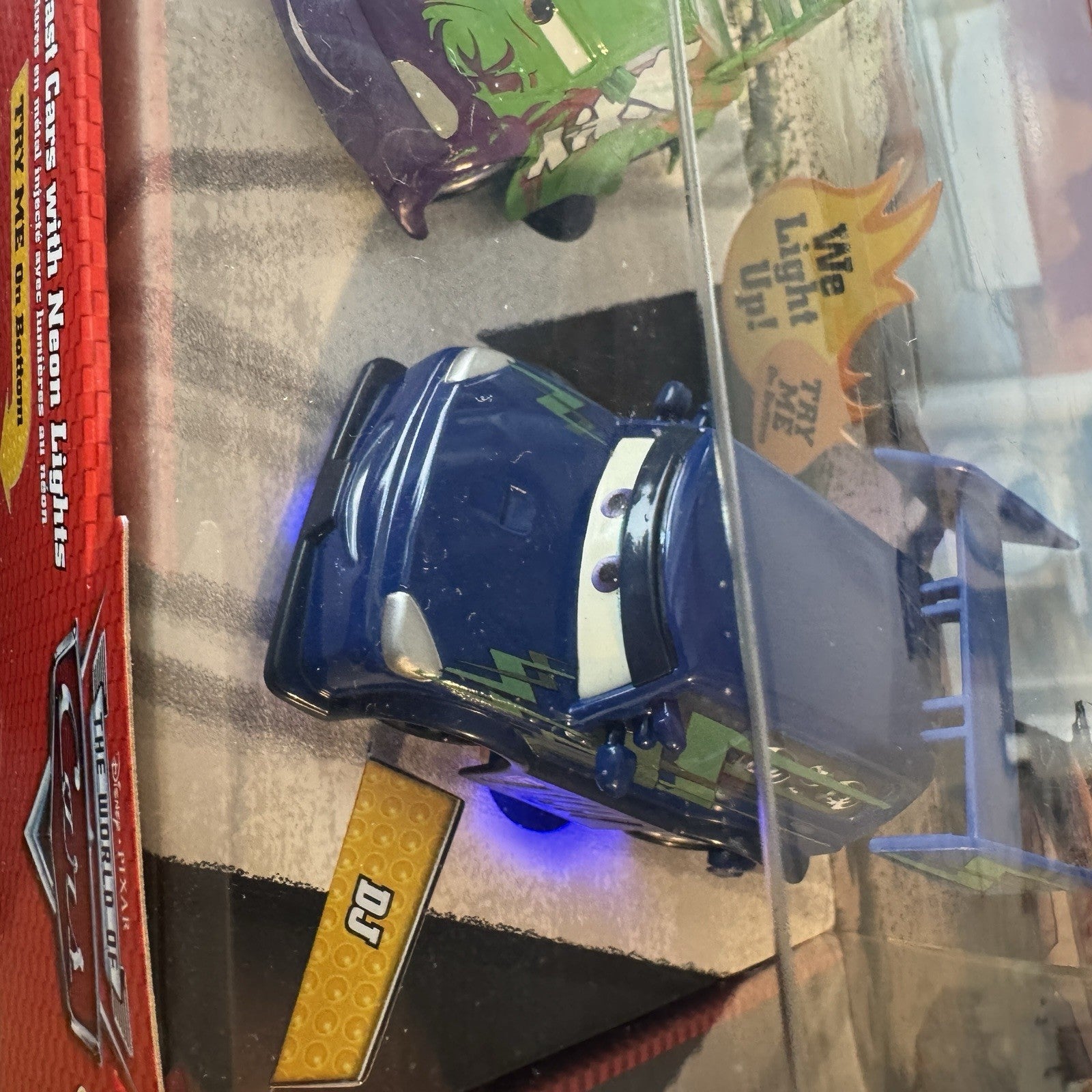 World Of Cars Neon Light Up Diecast Set Wingo & DJ Disney Store EXCLUSIVE Read