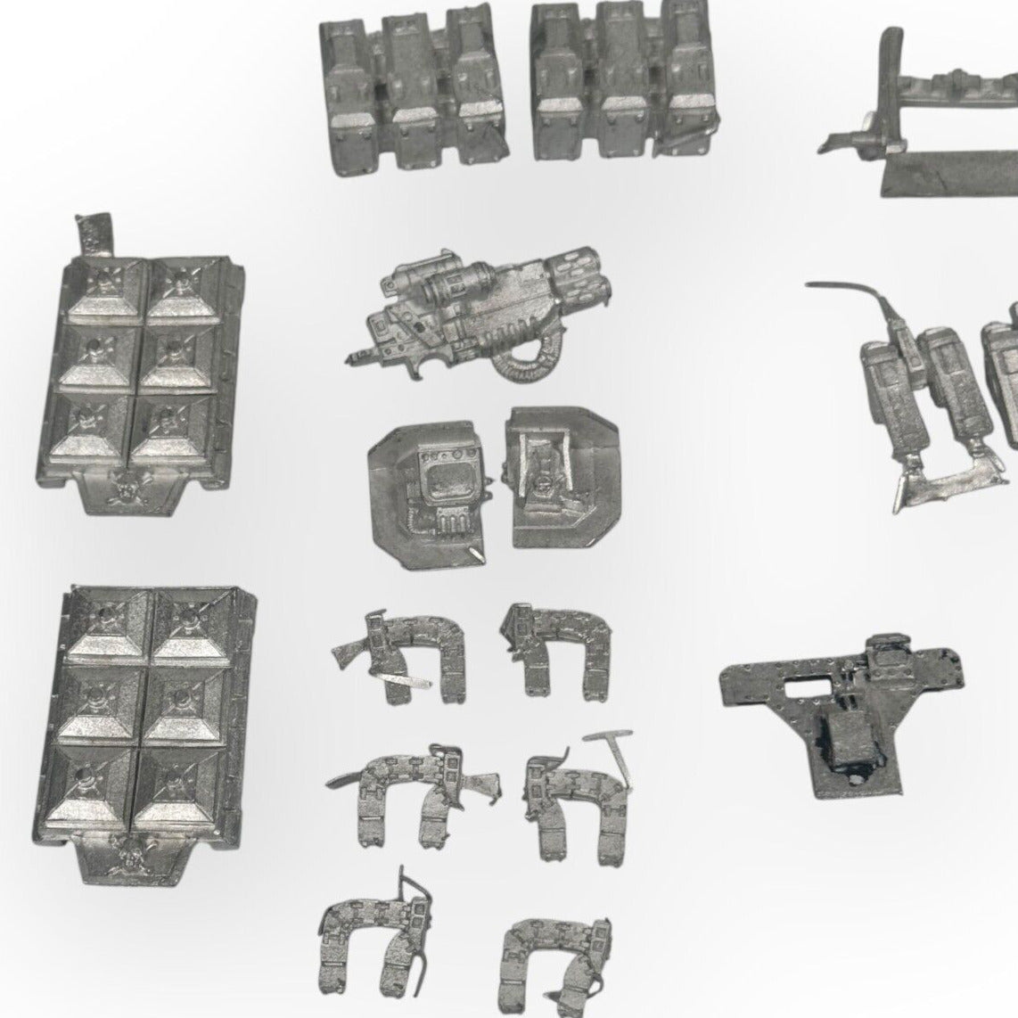 Warhammer 40K Space Marines Land Raider Cruiser Upgrade Parts Incomplete Bolters