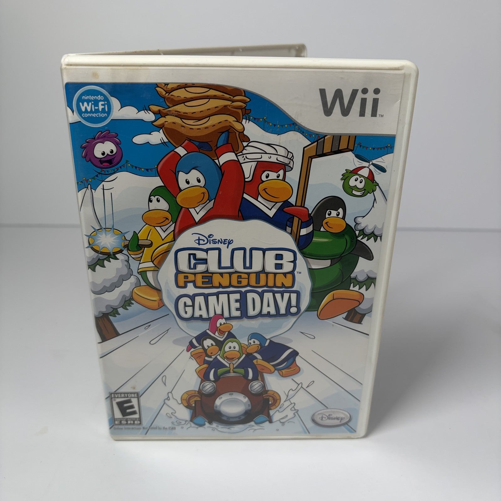 Disney Club Penguin Game Day! Nintendo Wii Game CIB Complete Tested Works