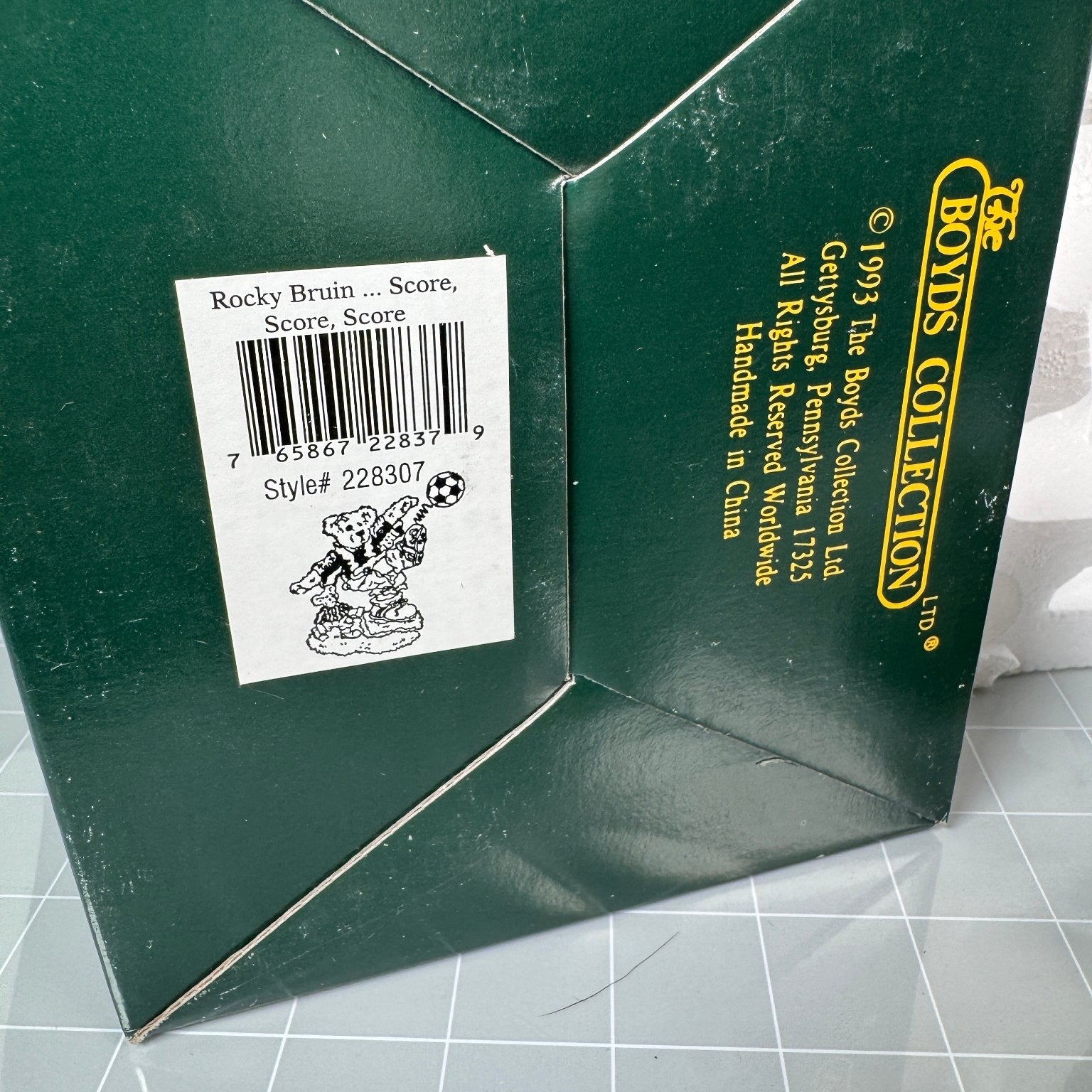 Rocky Bruin Score Score Score Boyds Collection Bear Figurine 1993