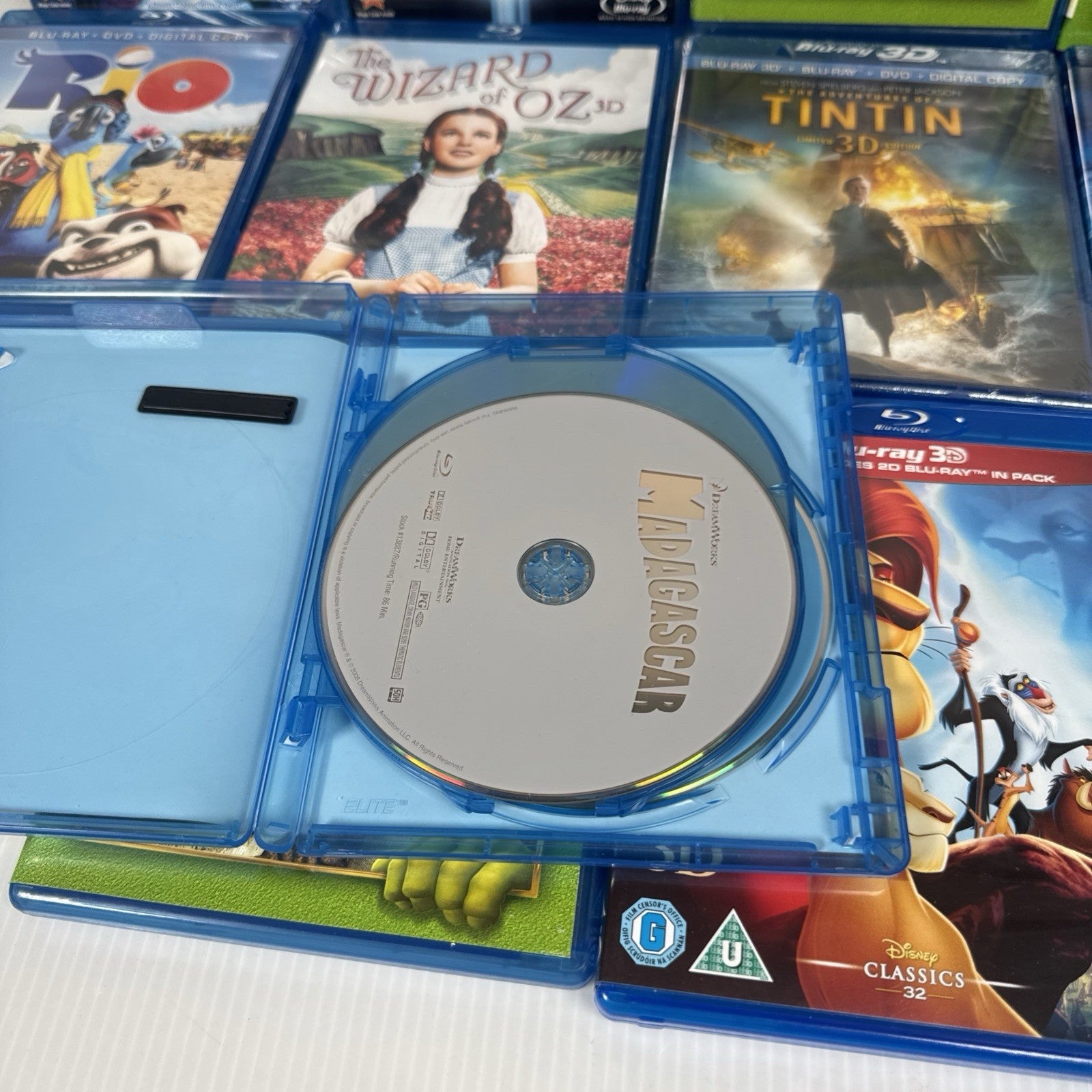 Lot Of 12 Disney Blu Ray, 3D Blu Ray, Movies & Sets Shrek, Madagascar & More