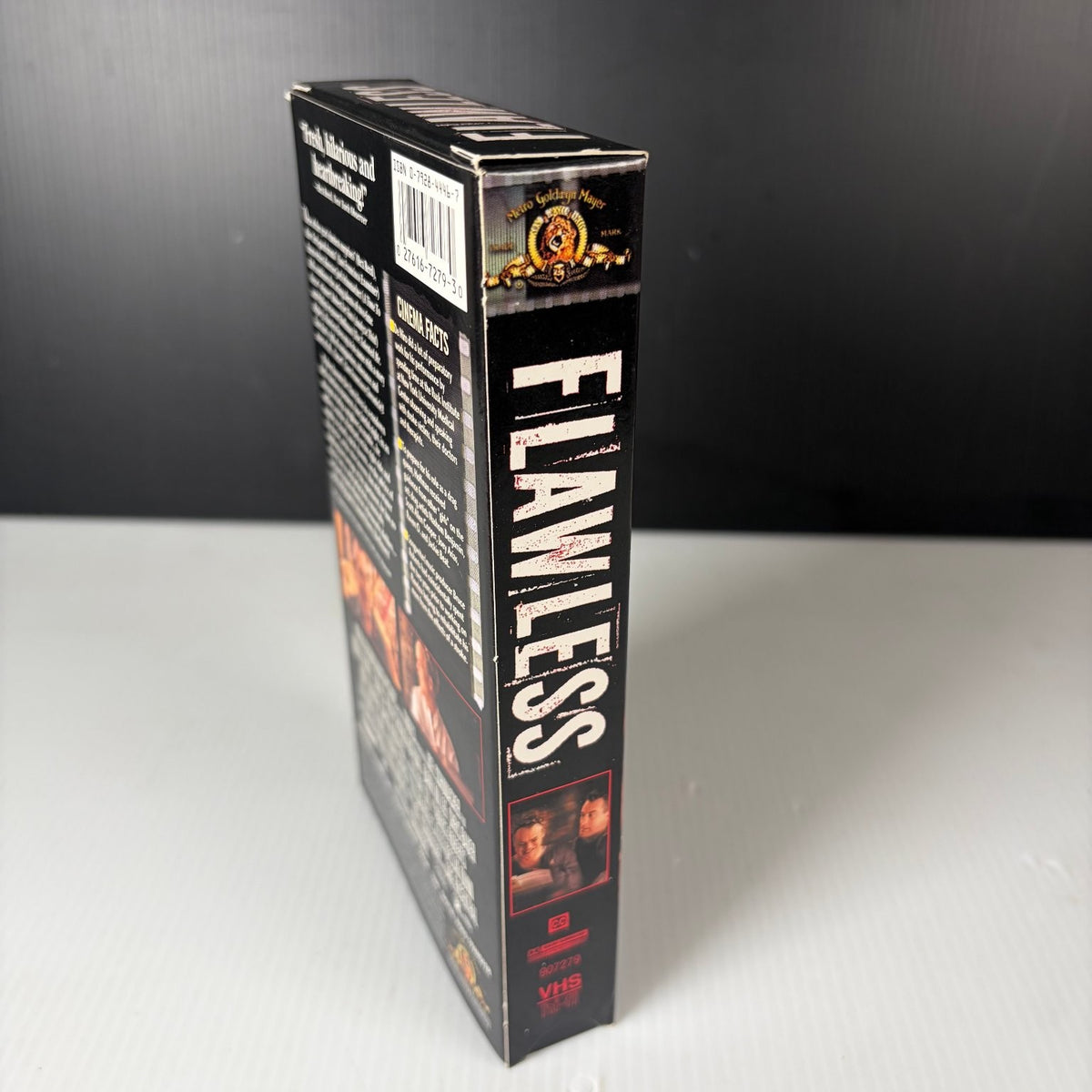 Flawless VHS 1999 Drama Original Release MGM Metro-Goldwyn-Mayer