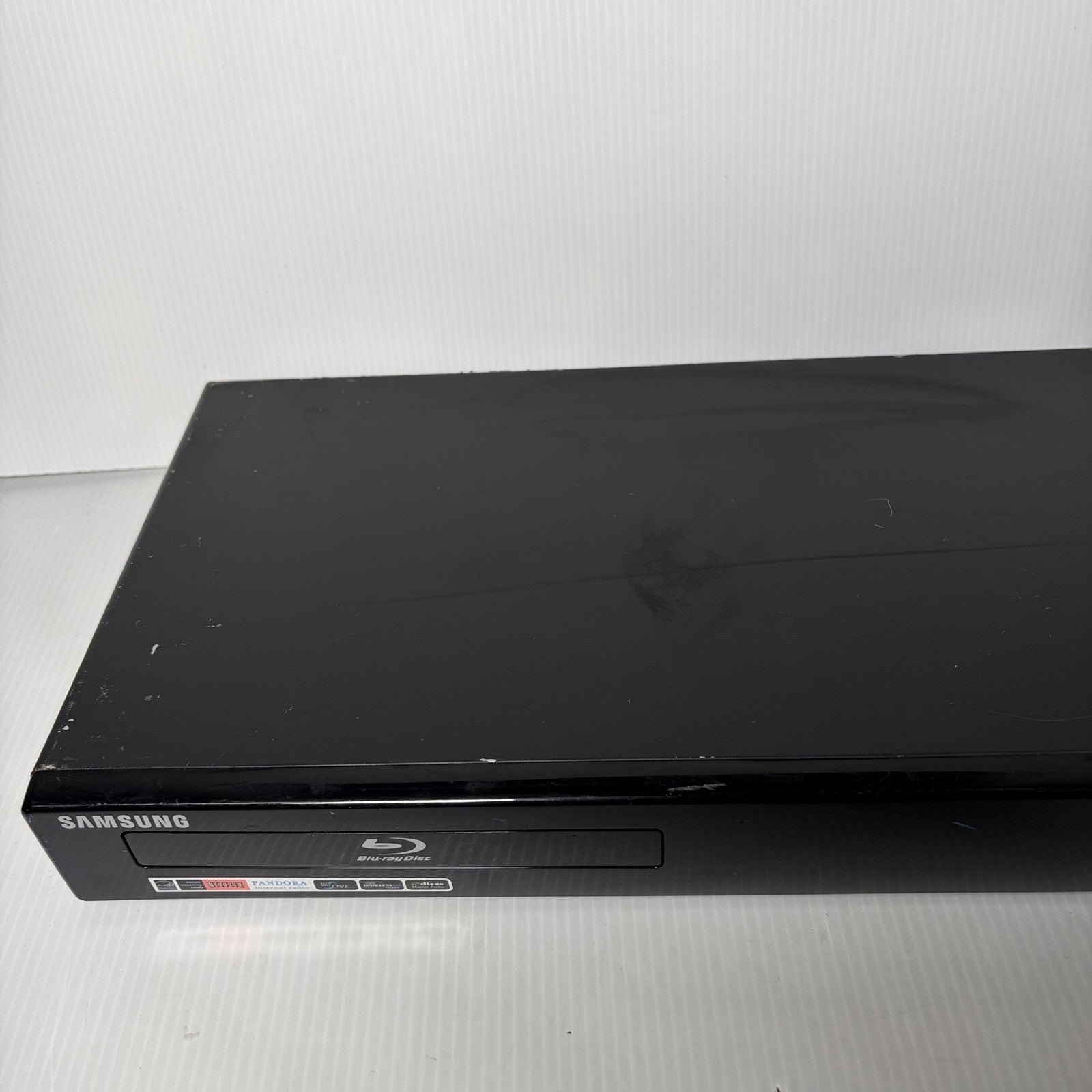 Samsung BD-P1590 Blu-ray Disc Player 1080p Full HD Anynet+ HDMI USB LAN DVD