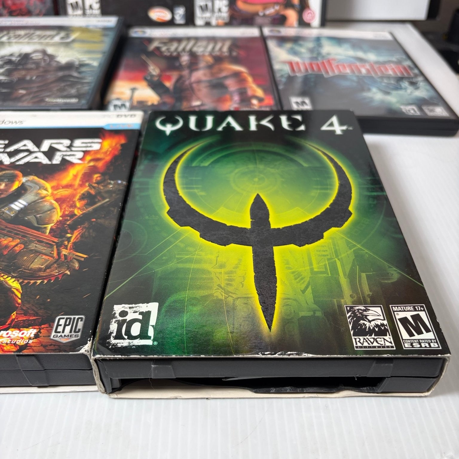 Lot of 19 Classic FPS PC Games Fallout 3 Painkiller Gears of War Quake 4 & More