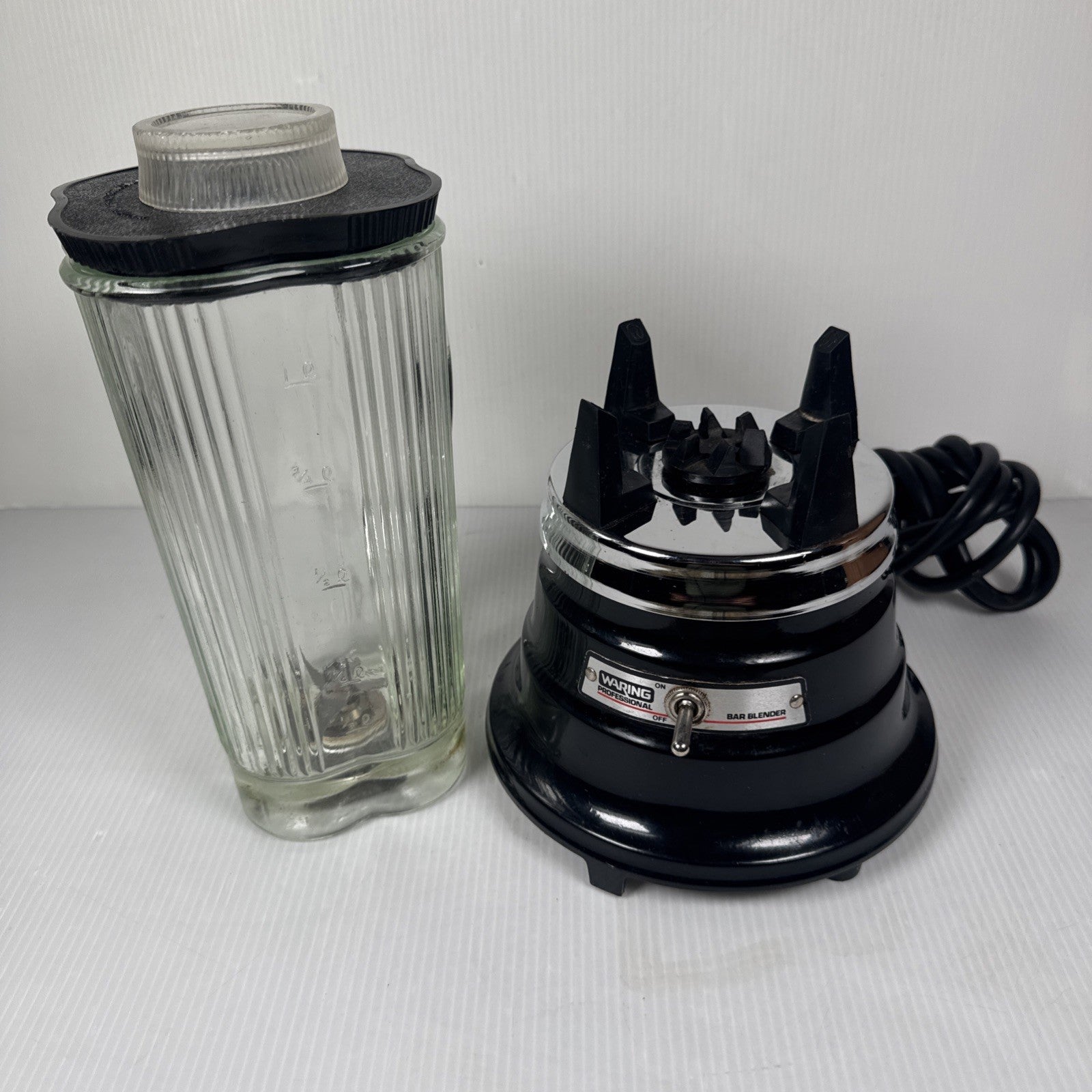 Vintage Waring Professional Bar Blender Model 15BL69 PBB20 Tested