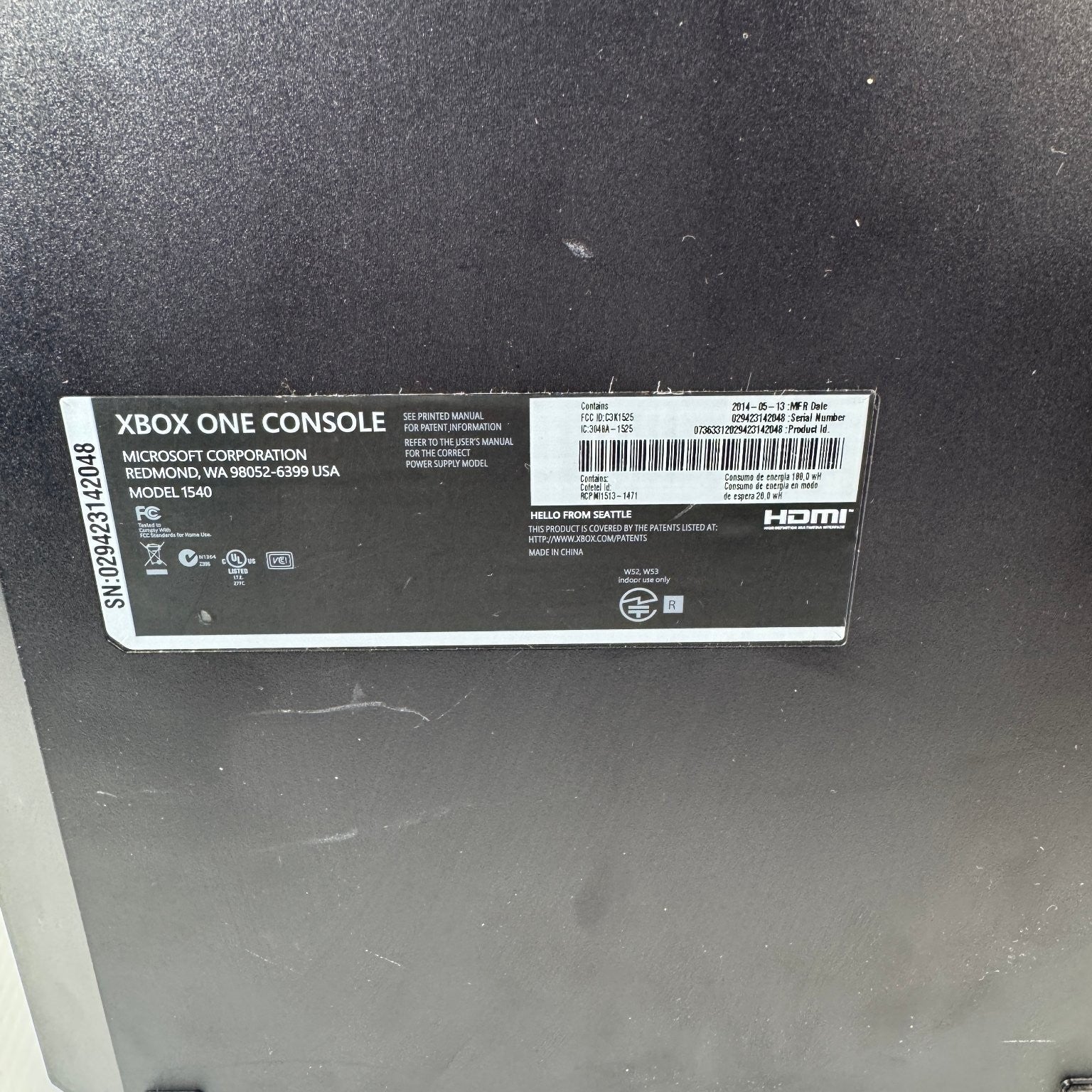 Microsoft Xbox One Original Console Bundle With GTA 5 & Assasin's Creed Unity