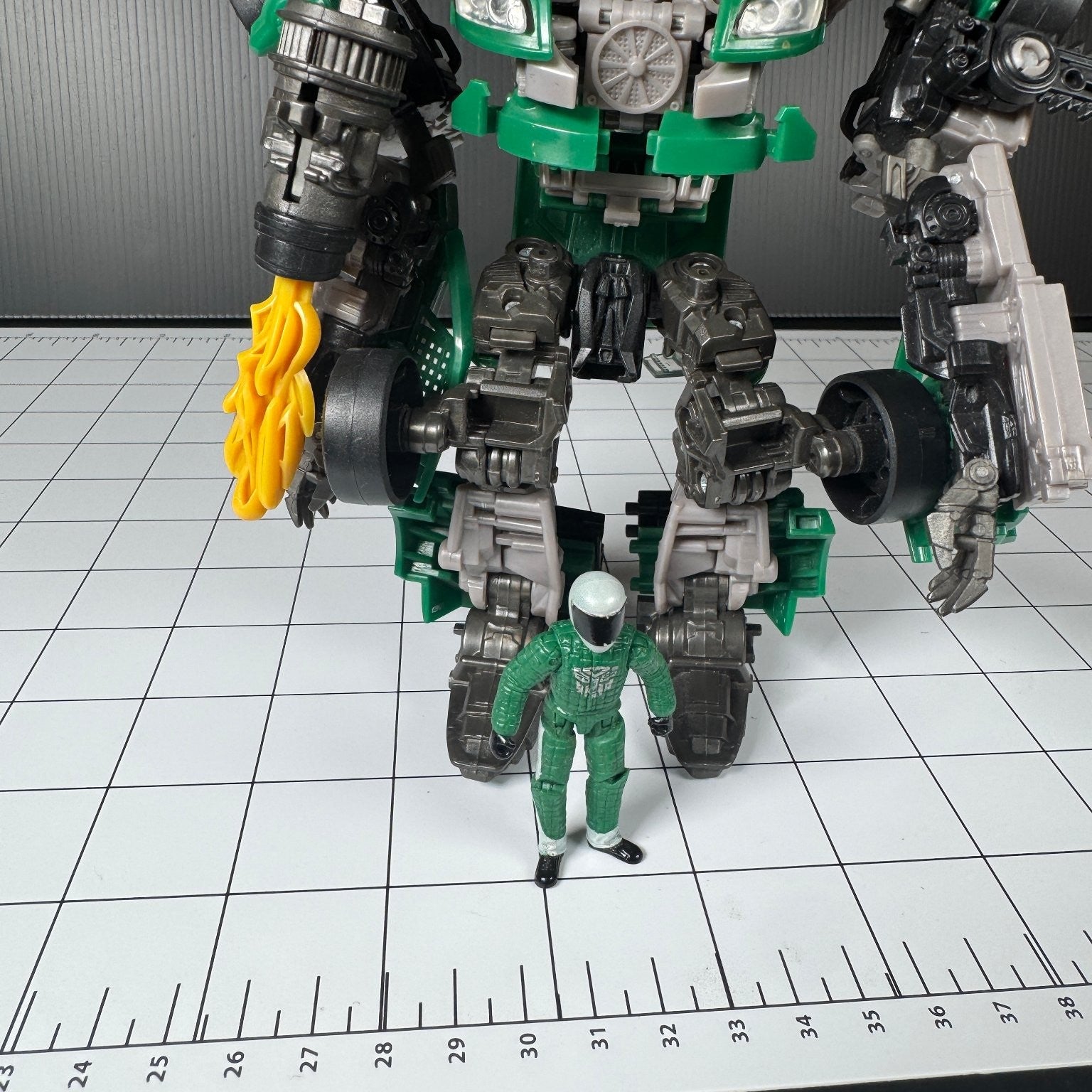 Transformers Dark of the Moon Movie Human Alliance Roadbuster Near Complete