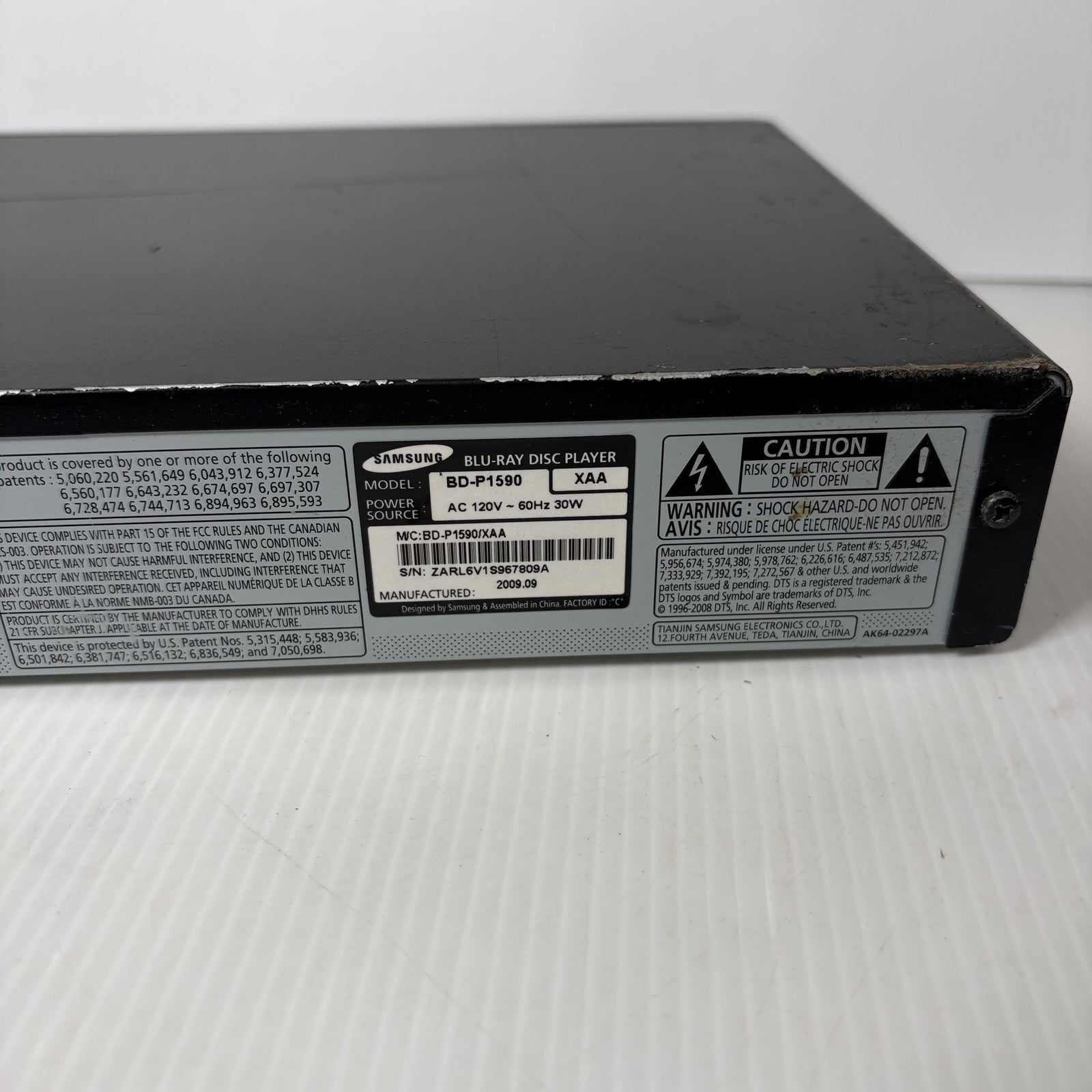 Samsung BD-P1590 Blu-ray Disc Player 1080p Full HD Anynet+ HDMI USB LAN DVD