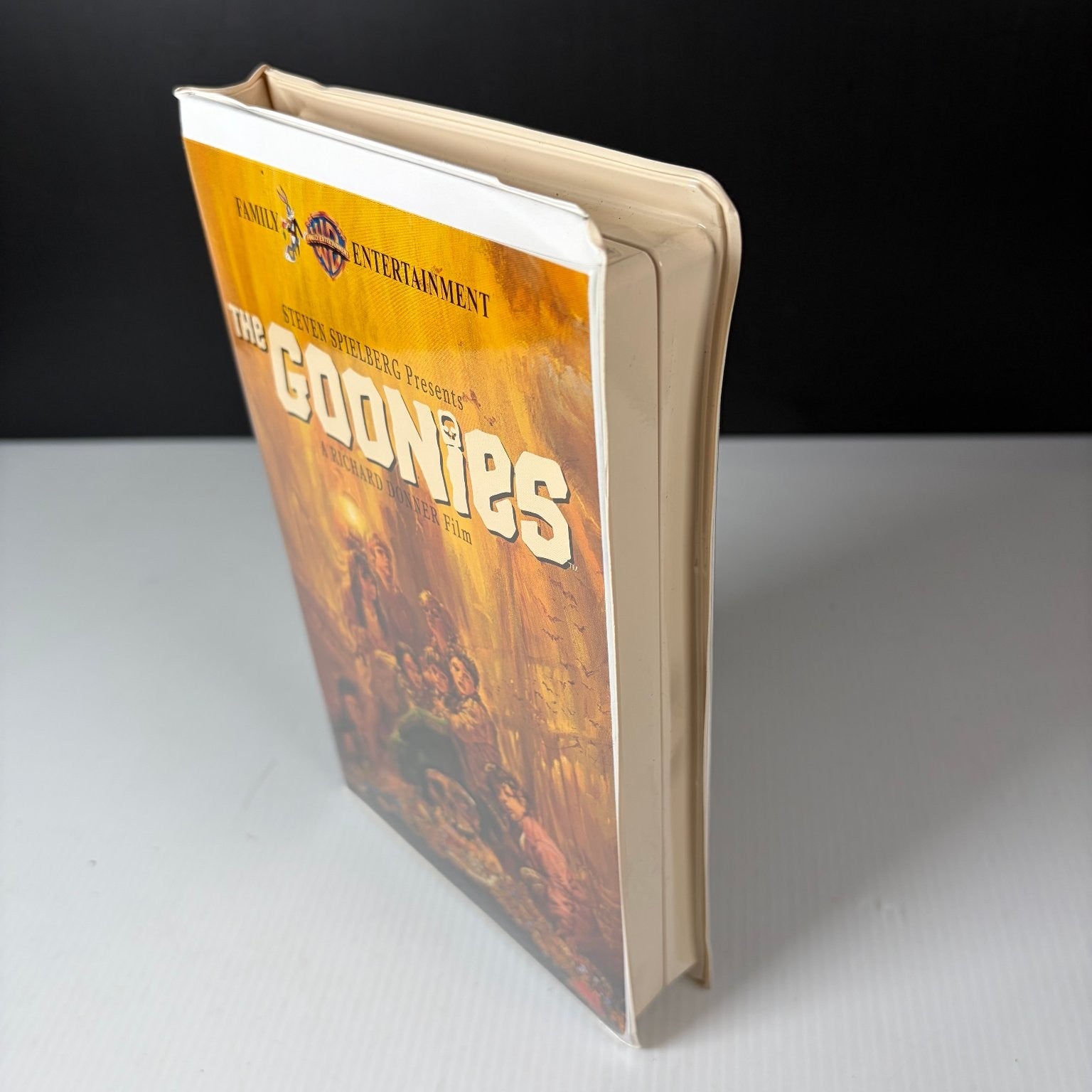 The Goonies VHS 1994 Adventure Family Original Release Warner Bros Clamshell