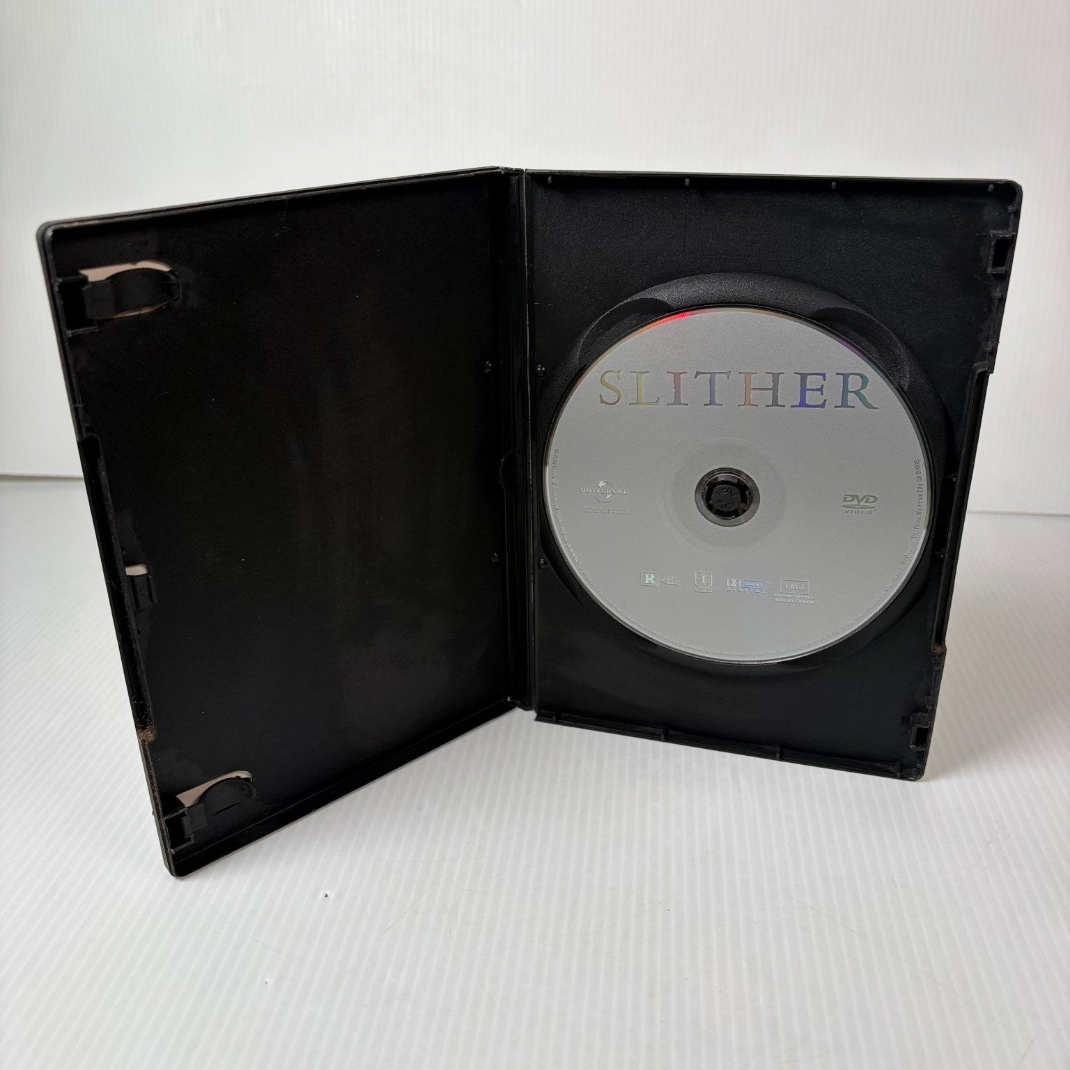 Slither DVD 2006 Widescreen Nathan Fillion James Gunn Horror Comedy Sci-Fi