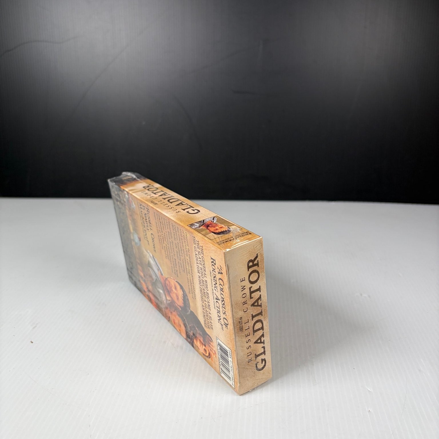 Gladiator VHS 2000 Epic Action Drama Russell Crowe DreamWorks Sealed
