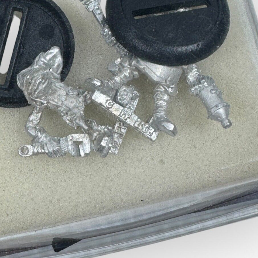 Warmachine Cygnar Troops 31002 Field Mechanik Metal Miniatures Blister Pack