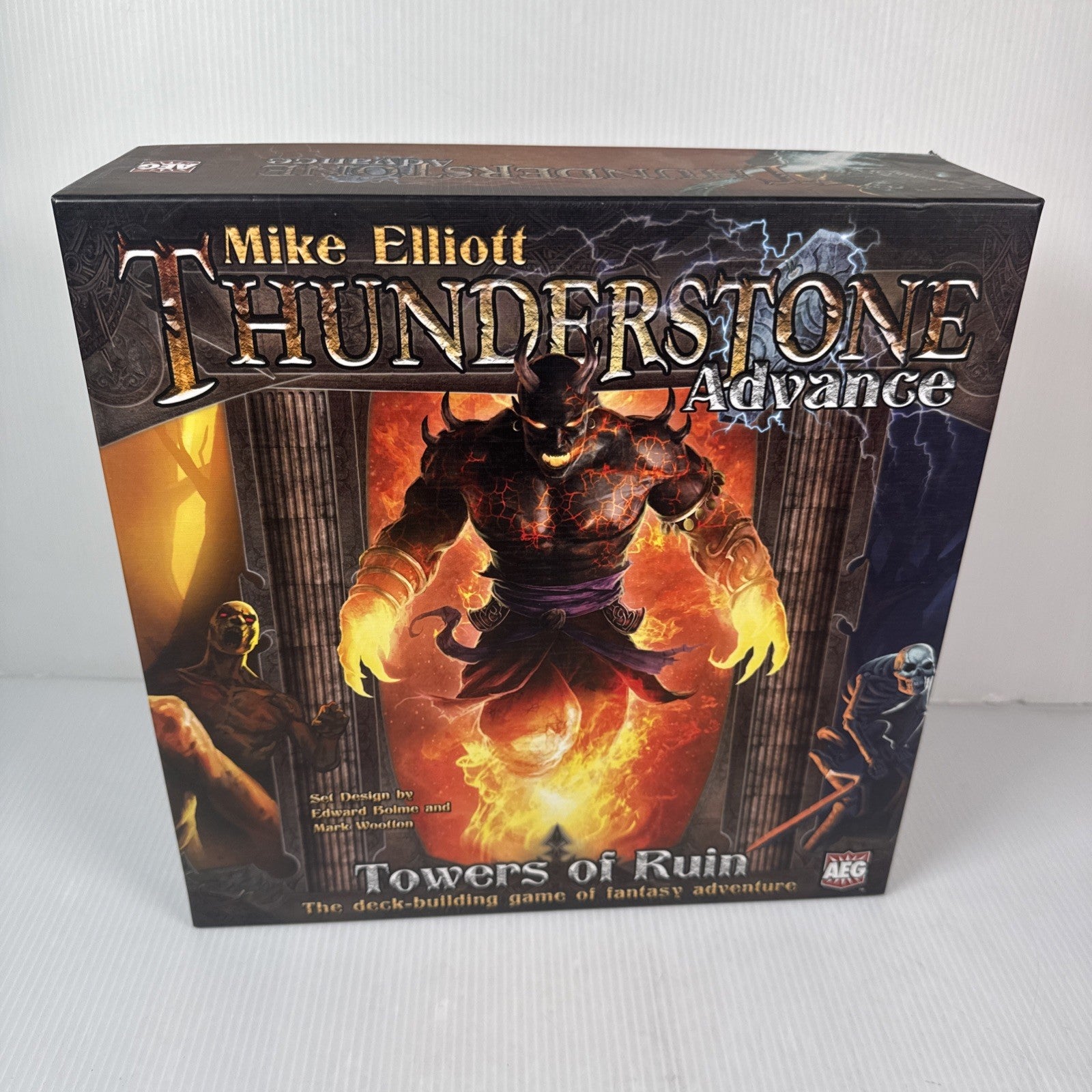 Thunderstone Advance Towers of Ruin Deck Building Game AEG Complete
