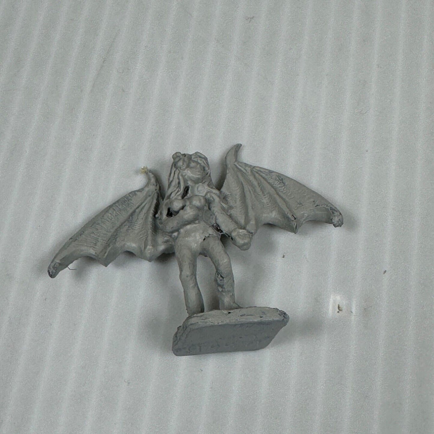 Dungeons & Dragons Lead Miniature Level 7 Demon Succubus Figurine Heritage