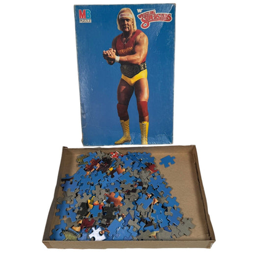 VTG Milton Bradley WWF Wrestling Superstars Hulk Hogan 250 pc Puzzle