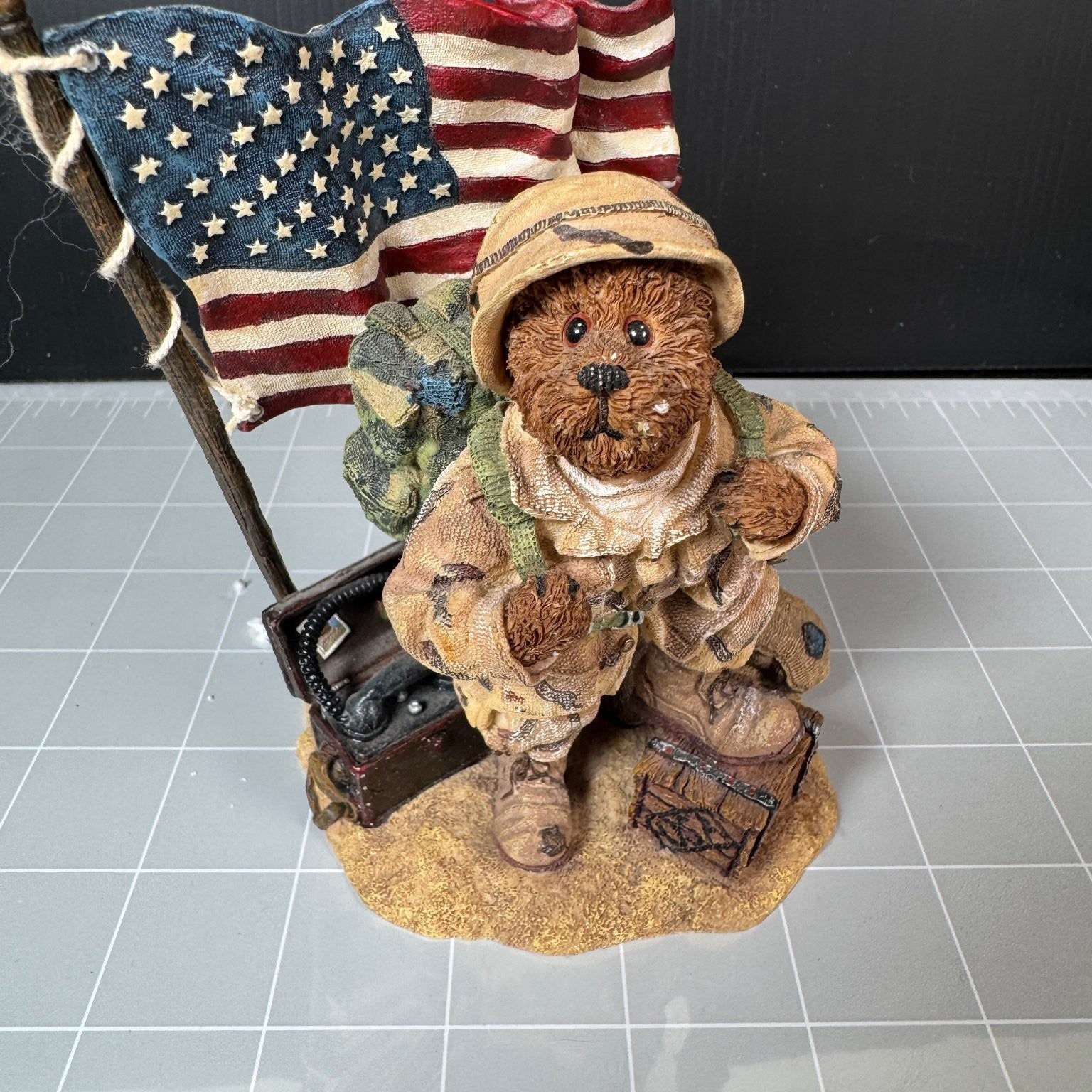McBruin to Serve With Honor Boyds Bears Soldier Bear Statue w/ Flag Vintage