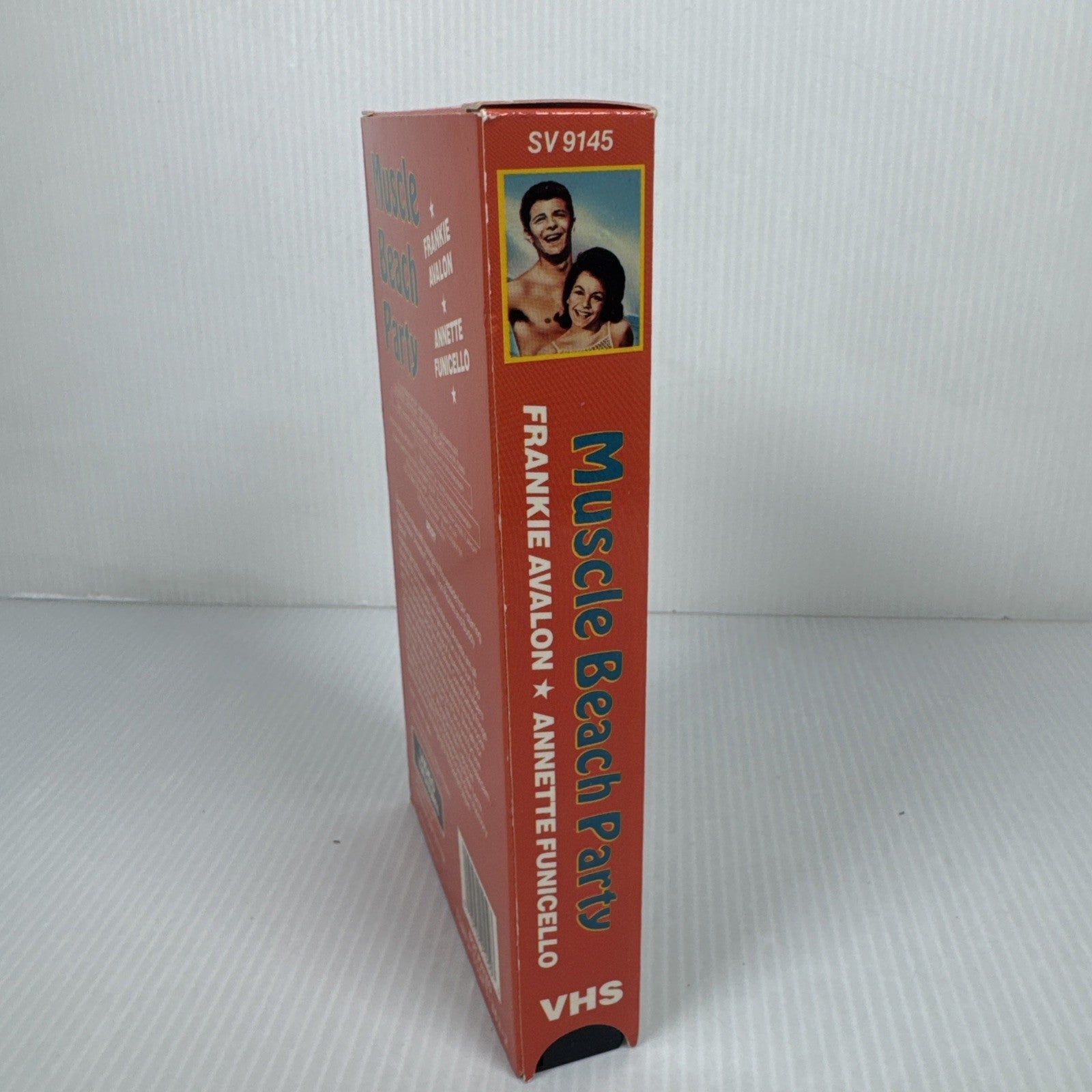 Vintage Muscle Beach Party (VHS) Frankie Avalon Annette Funicello Beach Comedy