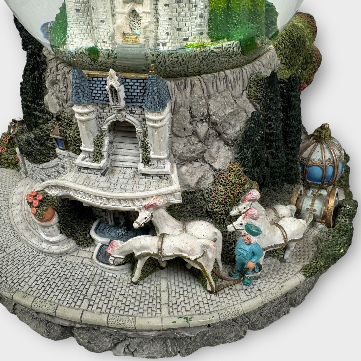 Disney Cinderella Castle VTG Musical Snow Globe So This Is Love w/ Detailed Base