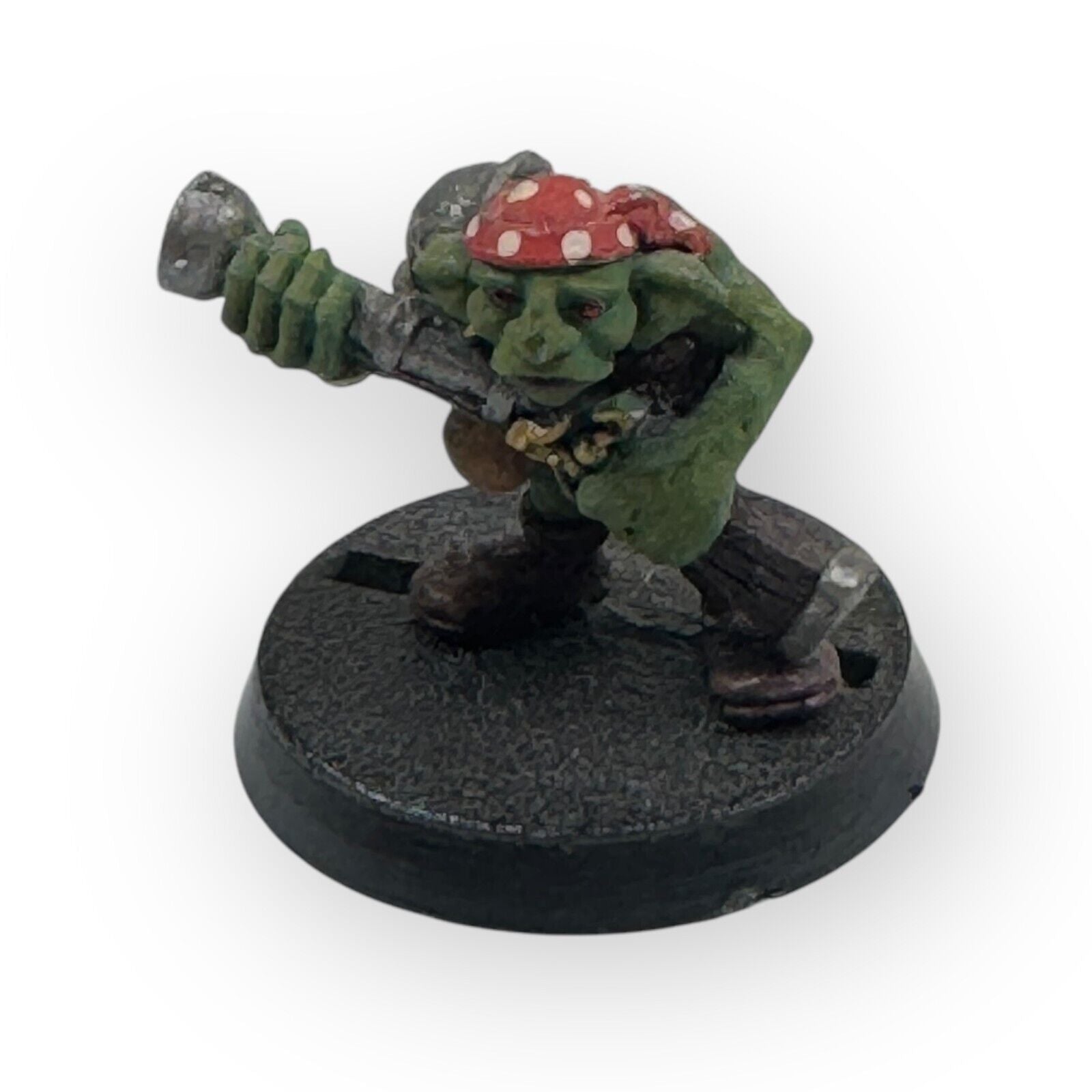 Warhammer 40K Rogue Trader Gretchin Weirdboy Armed with Blunderbuss Painted