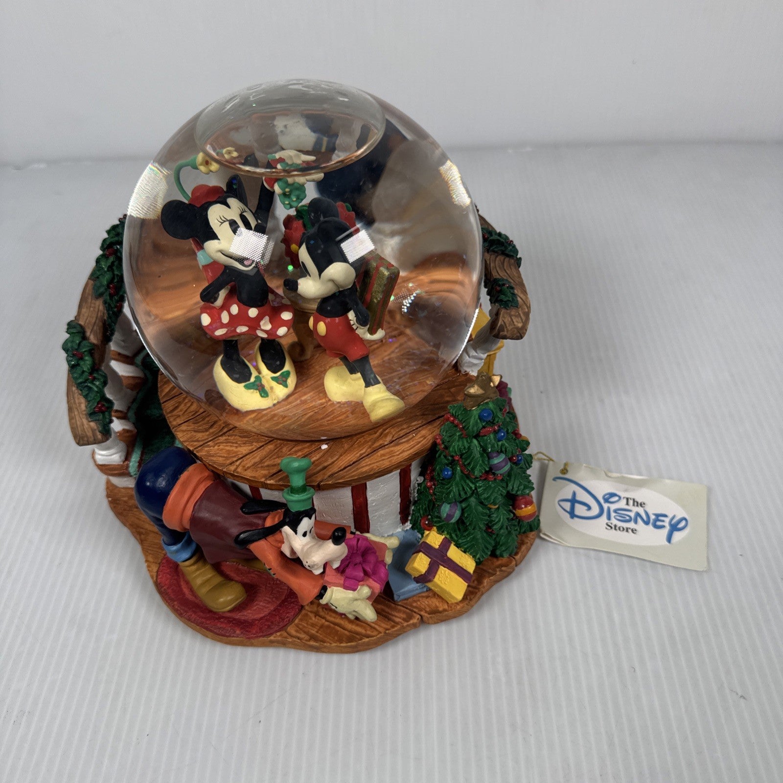 Vintage Rare Disney Mickey and Minnie Goofy "Santa Is Comin To Town” Snow Globe