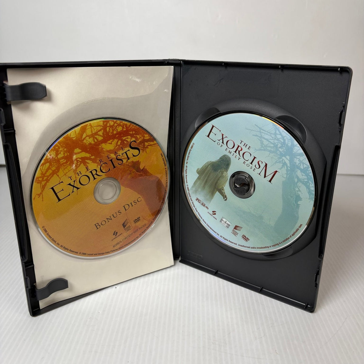 The Exorcism of Emily Rose DVD 2005 Special Edition Laura Linney Bonus Disc