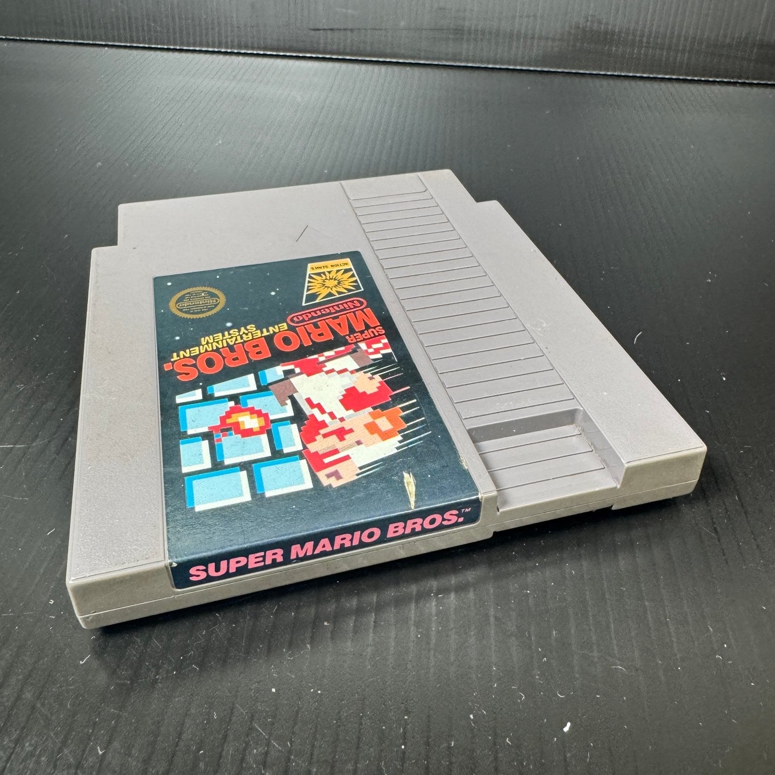 Super Mario Bros. NES Nintendo Entertainment System Original 5-Screw Black Box
