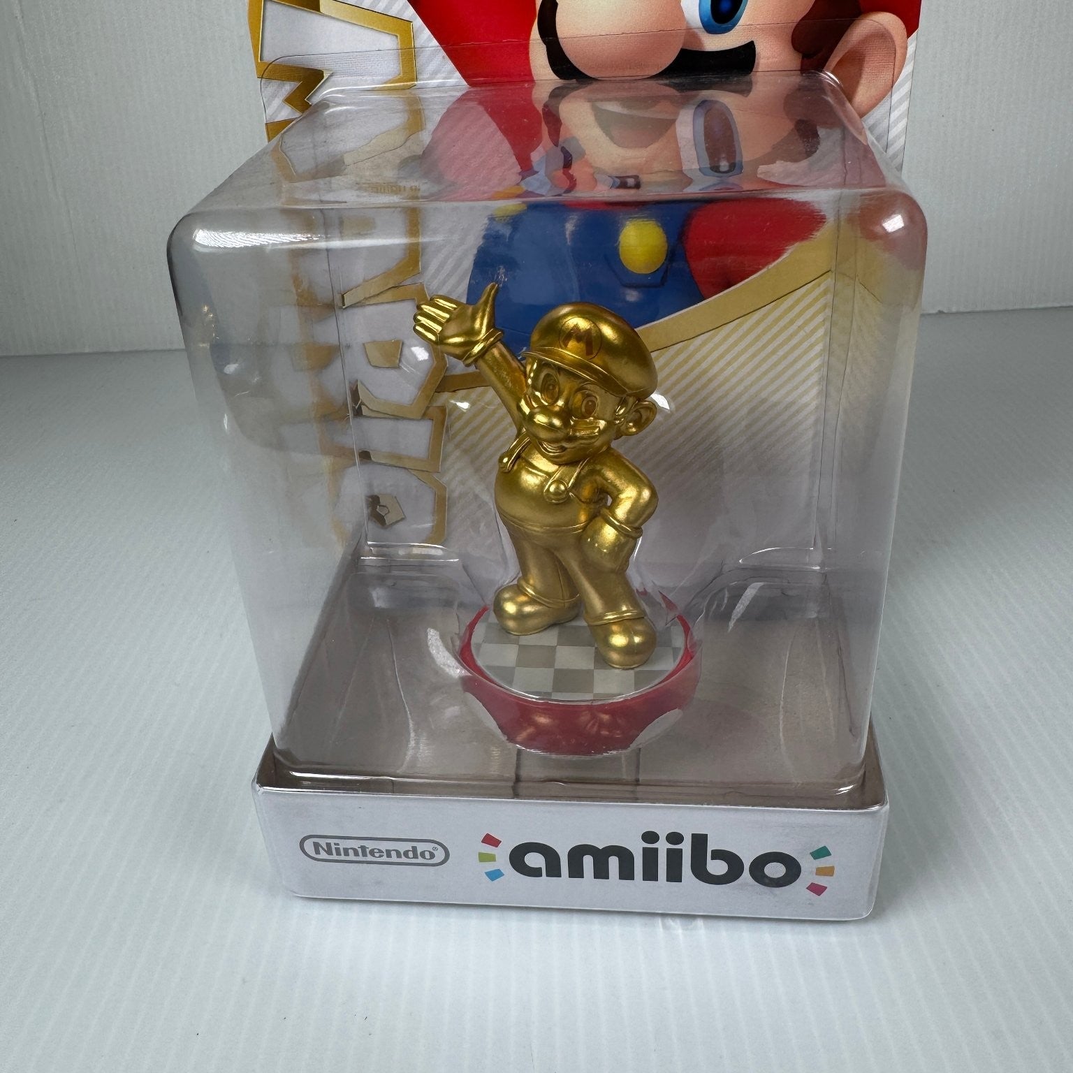 Nintendo Super Mario Gold Edition Mario Amiibo Figure Compatible with Switch Wii