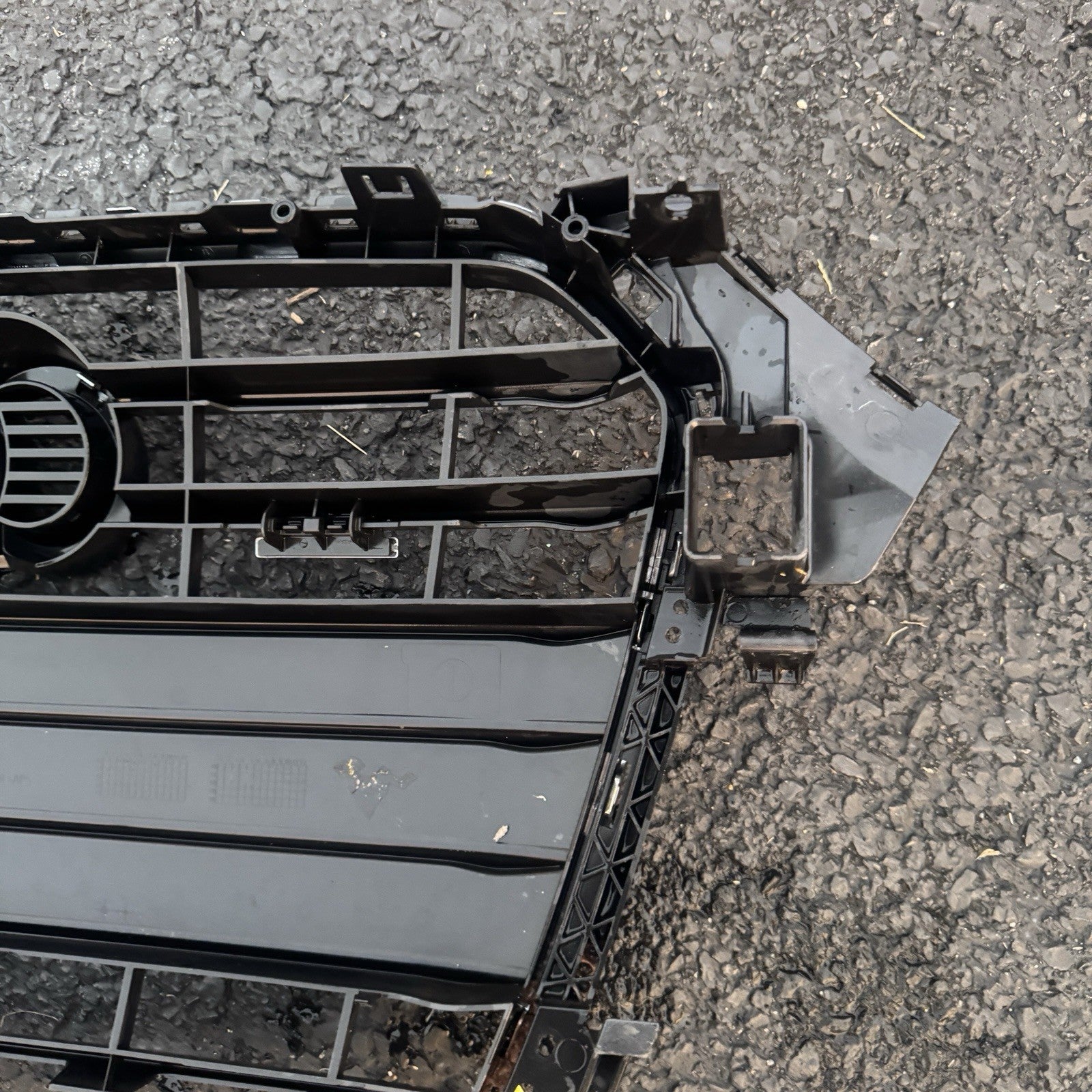 AUDI A4 QUATTRO B8PA FRONT BUMPER RADIATOR GRILLE 8K0853651G / H OEM 2013-2016
