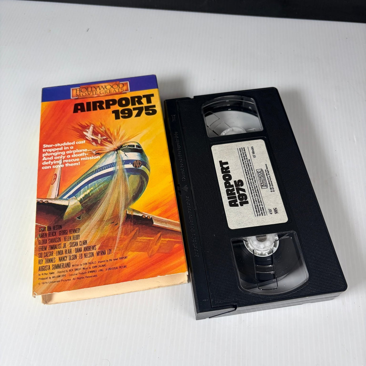 Airport 1975 VHS 1987 Disaster Thriller Original Release Goodtimes