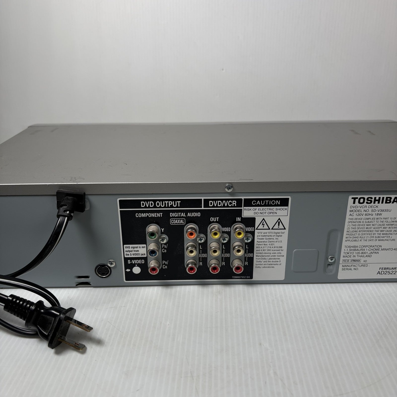 Toshiba SD-V393SU DVD Player VCR Combo VHS Hi-Fi Stereo Progressive Scan