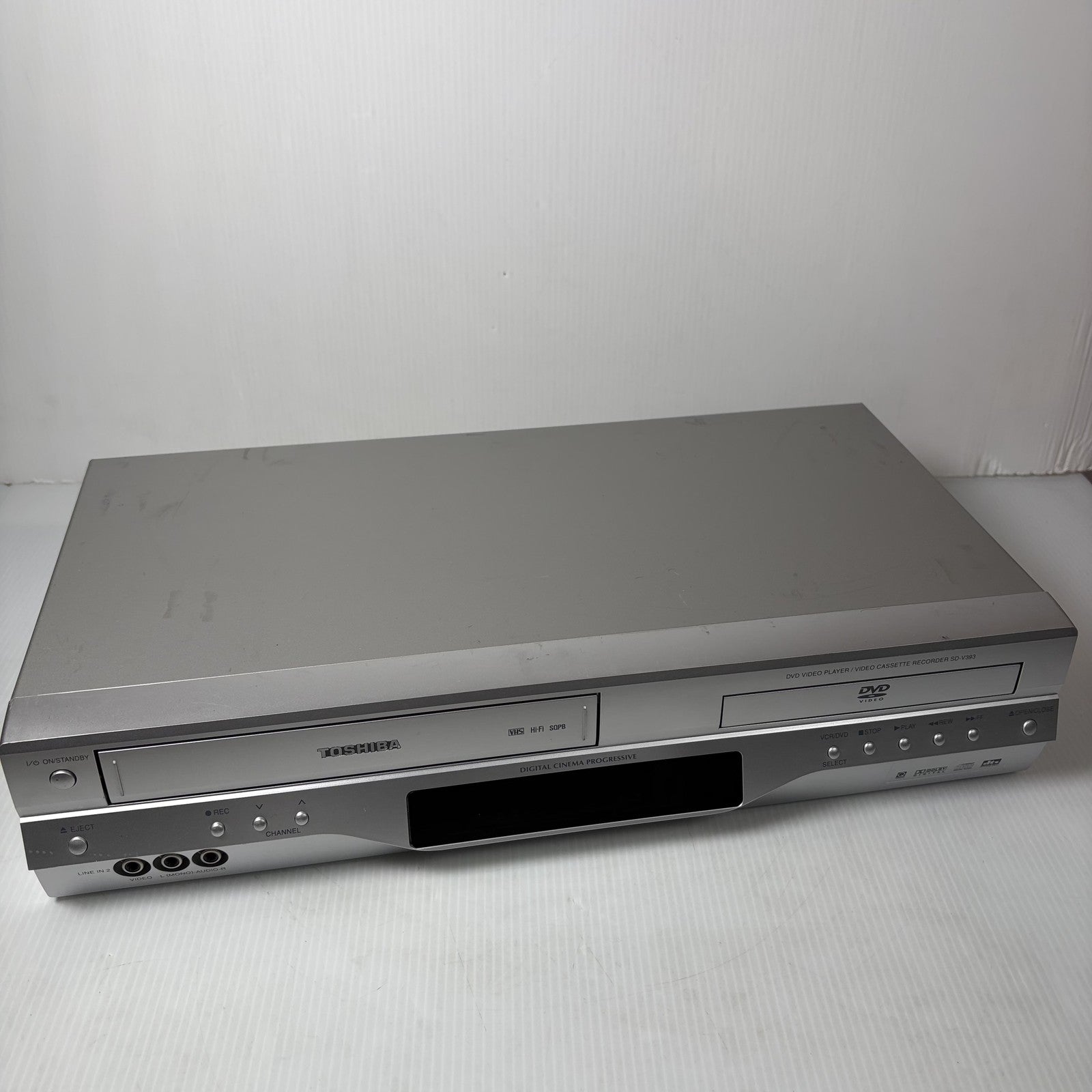 Toshiba SD-V393SU DVD Player VCR Combo VHS Hi-Fi Stereo Progressive Scan