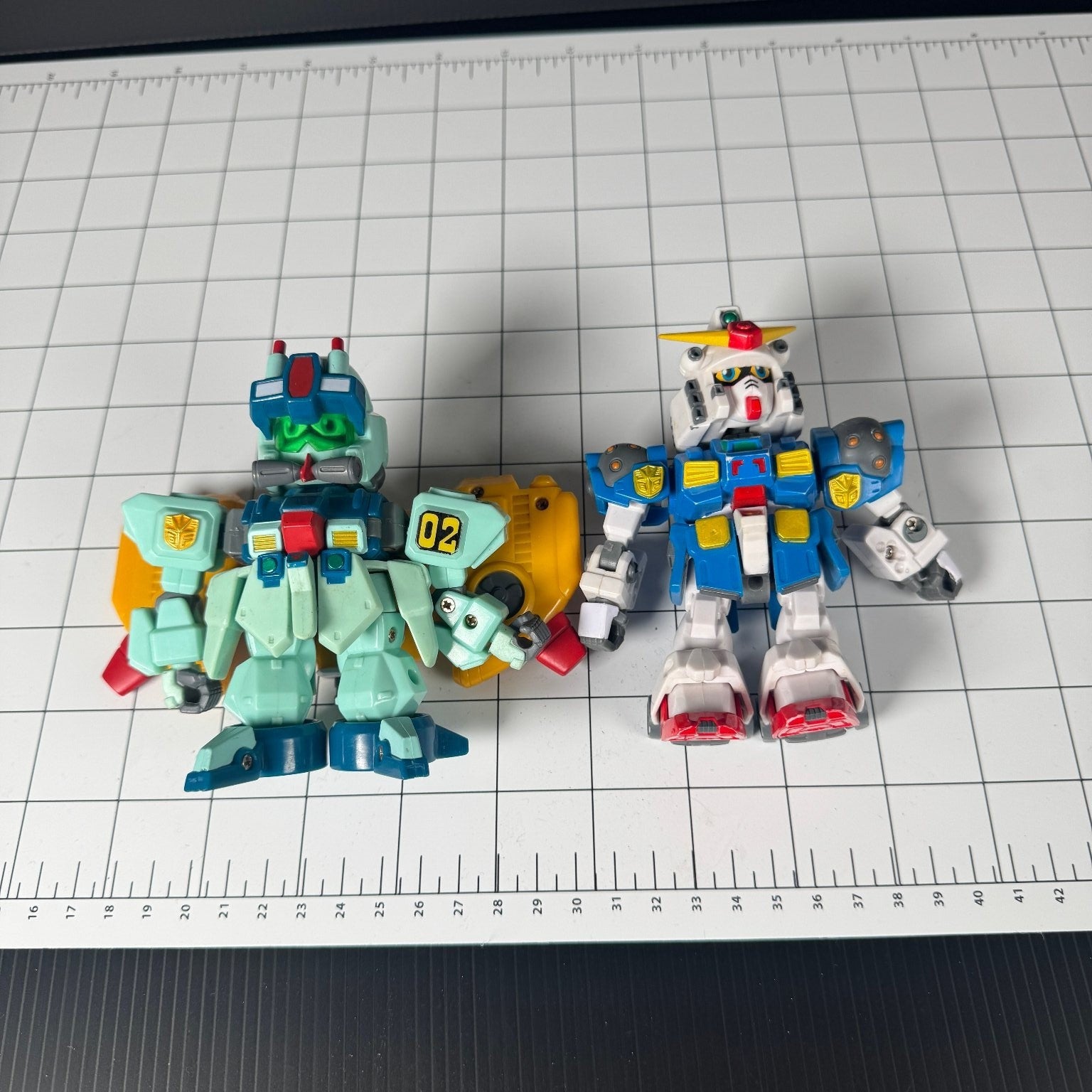 Bandai Gundam Force SD Mobile Defender Gundiver & Captain Gundam