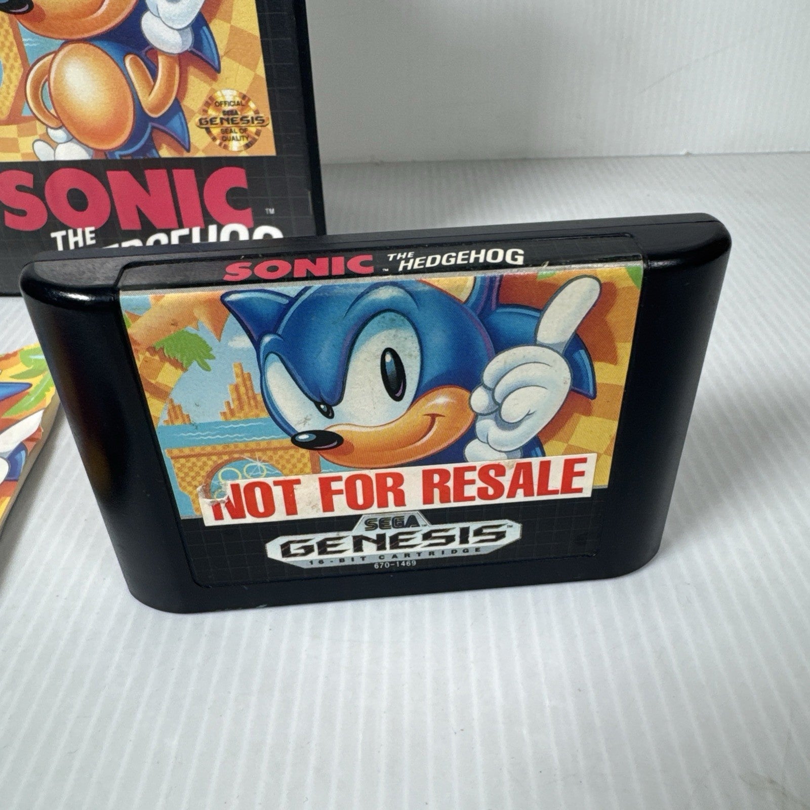 Sonic the Hedgehog (Sega Genesis, 1991) Game, Case, & Manual; Tested and Working