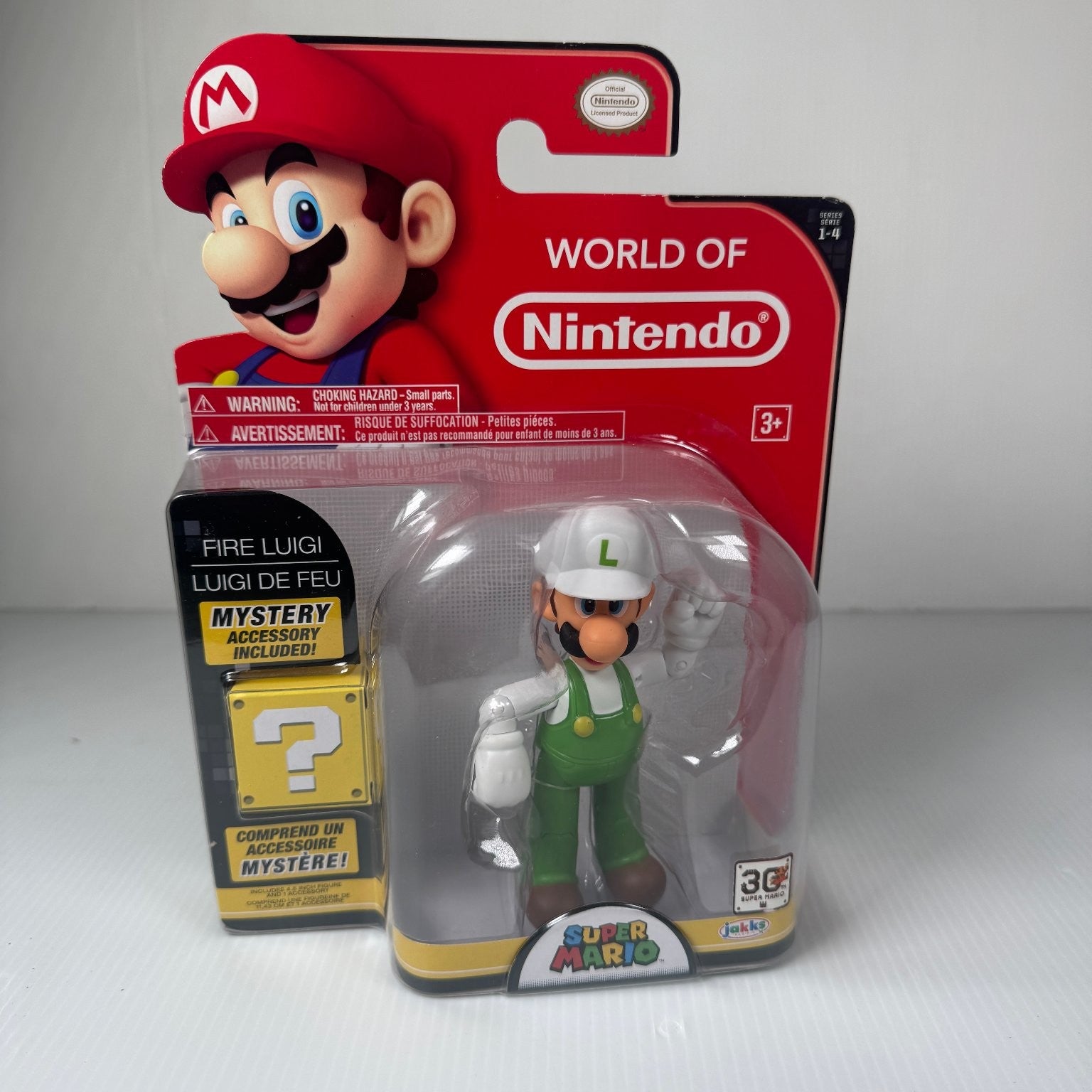 Fire Luigi 4.5" World of Nintendo Figure w/ Mystery Accessory Series 1-4 Jakks